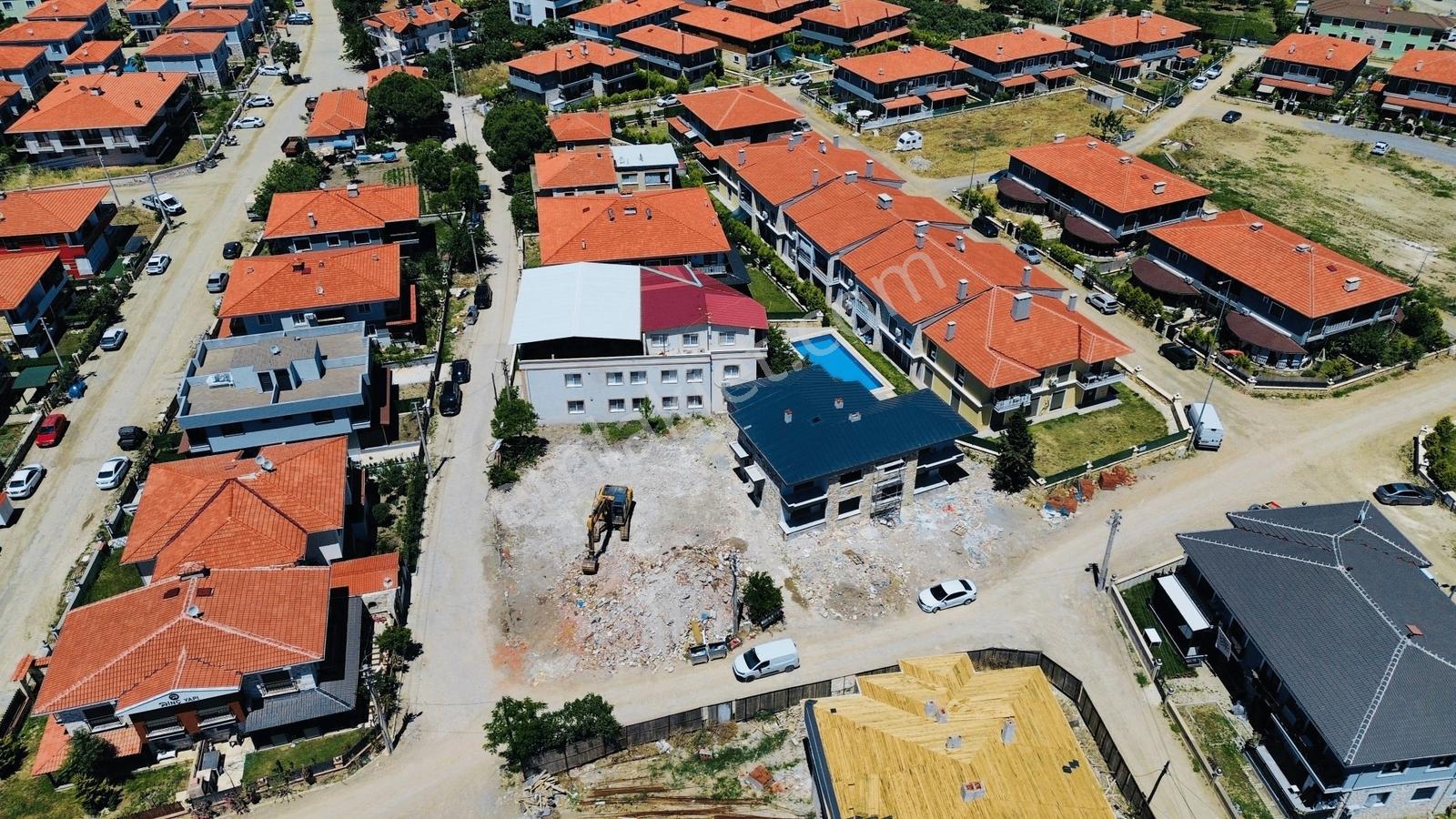 Foça Hacıveli Mah. Satılık 2+1 Bahçeli Dubleks Villa - Görsel 29