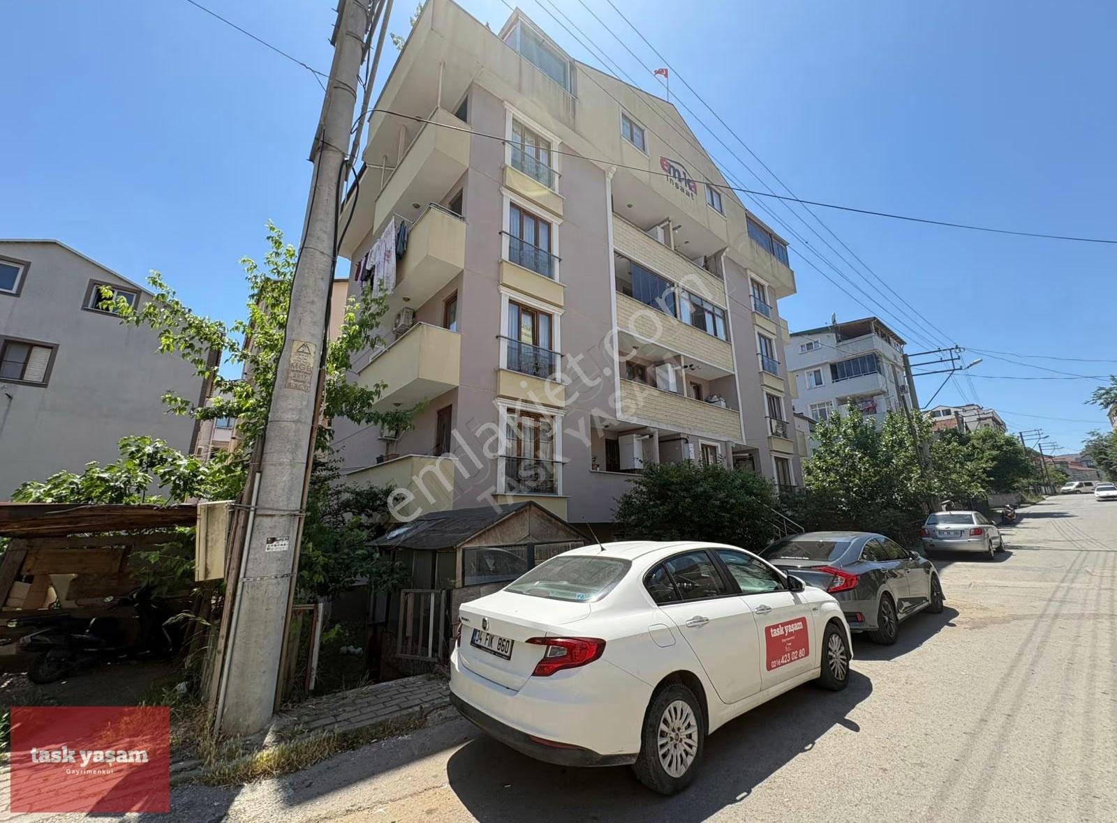 Çayıroca Atatürk Mah. Parkova Avm Yakınında Satılık 3+1 Daire