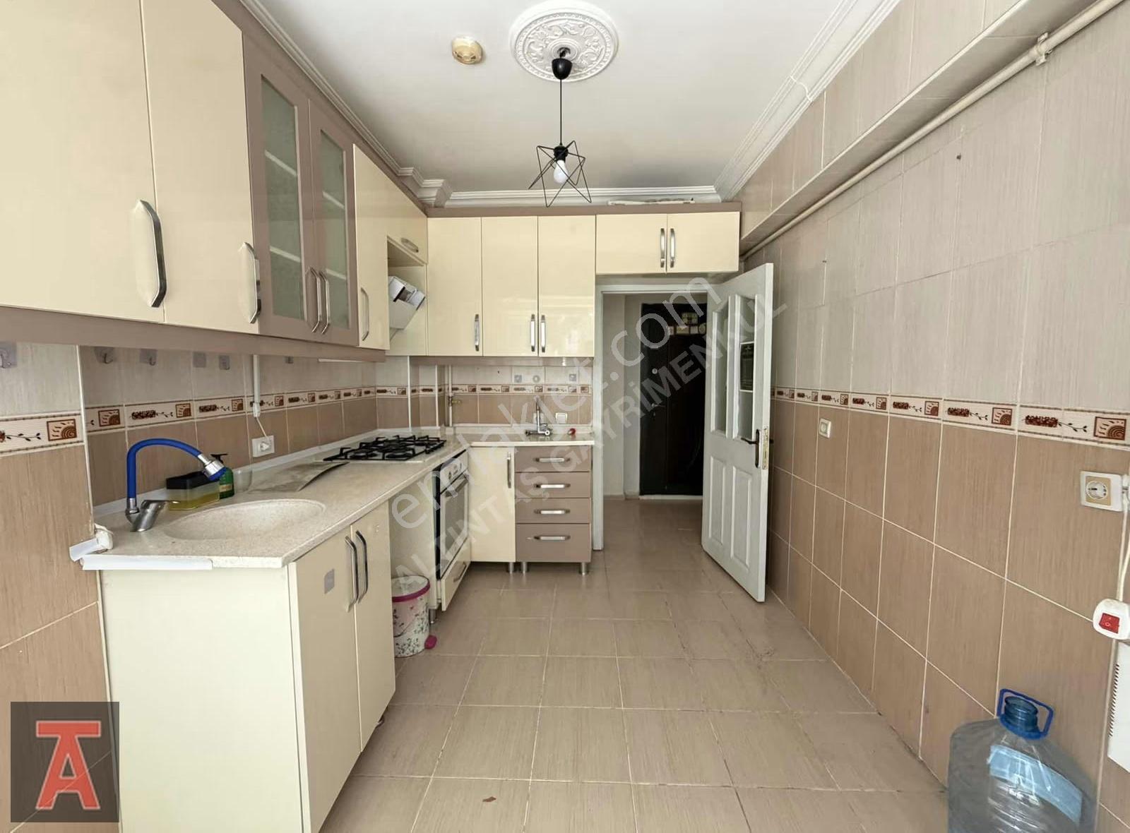 30 Ağustos Mahallesi Giriş Kat Bahçe Kullanımlı 2+1+kiler - Görsel 9