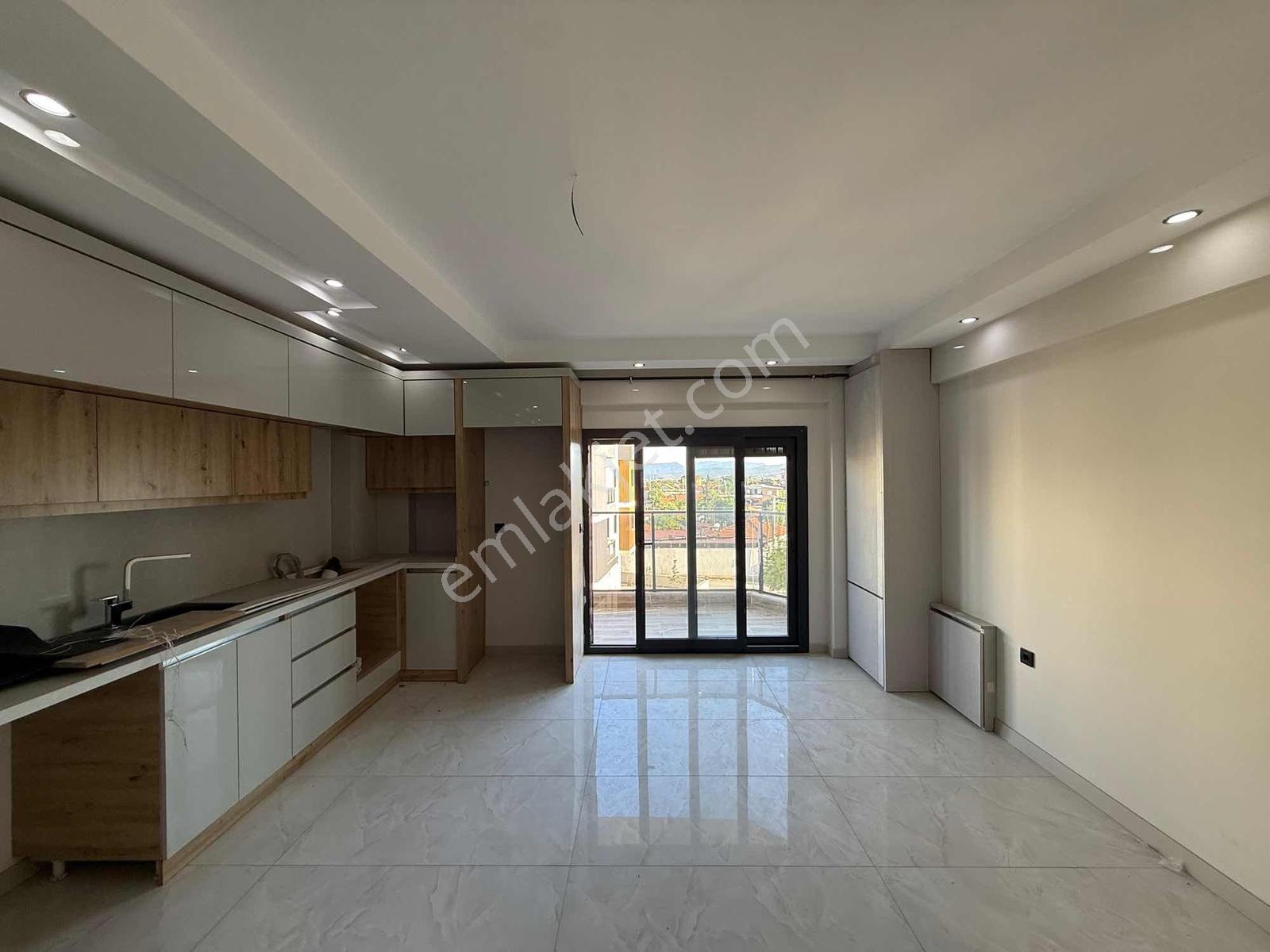 Menderes'te Satılık 4+1 Dublex Daire - Görsel 26