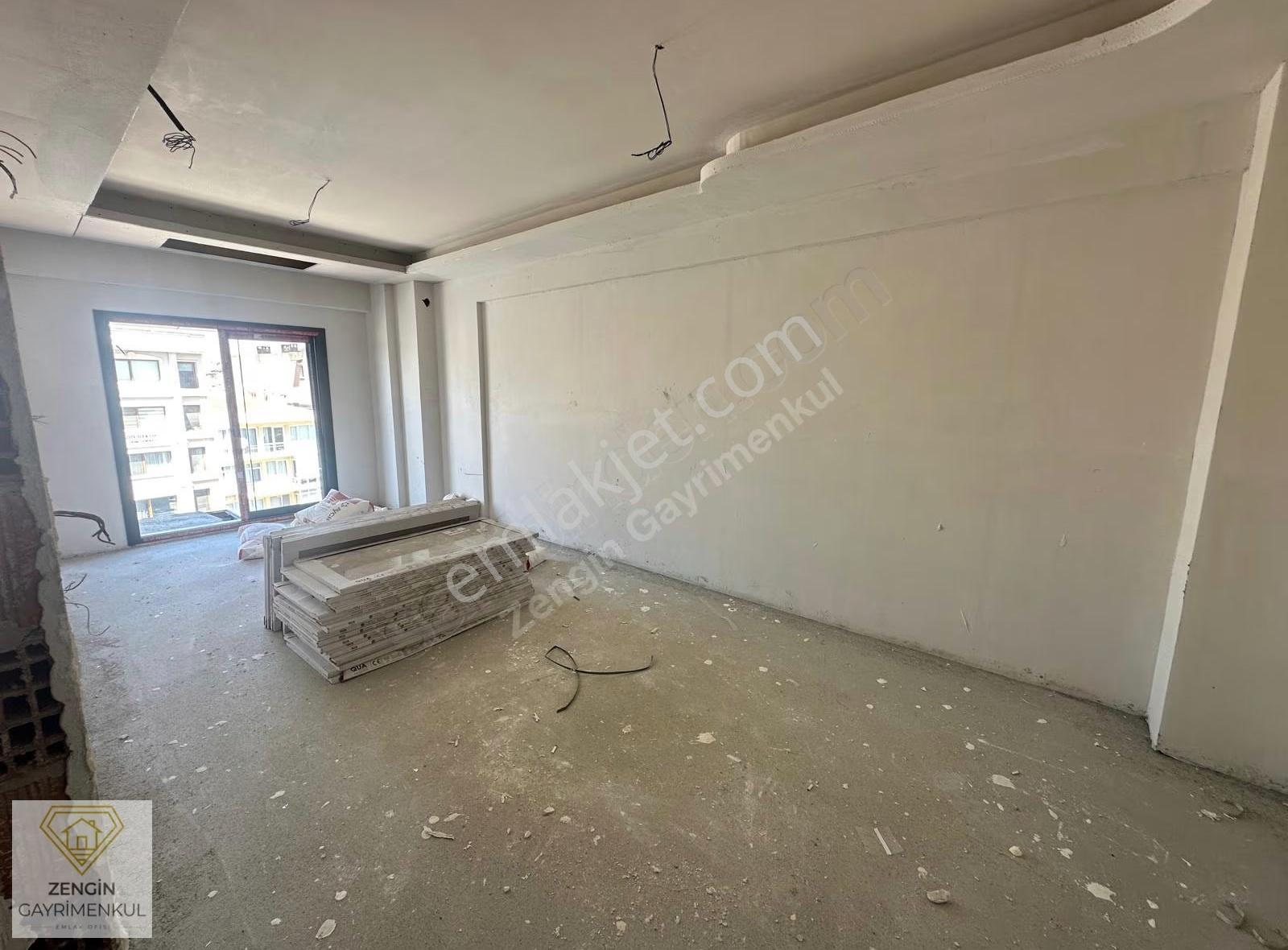 Bostanlı'da Akıllı Ev Konseptli 1+1 Satılık Daire - Görsel 12