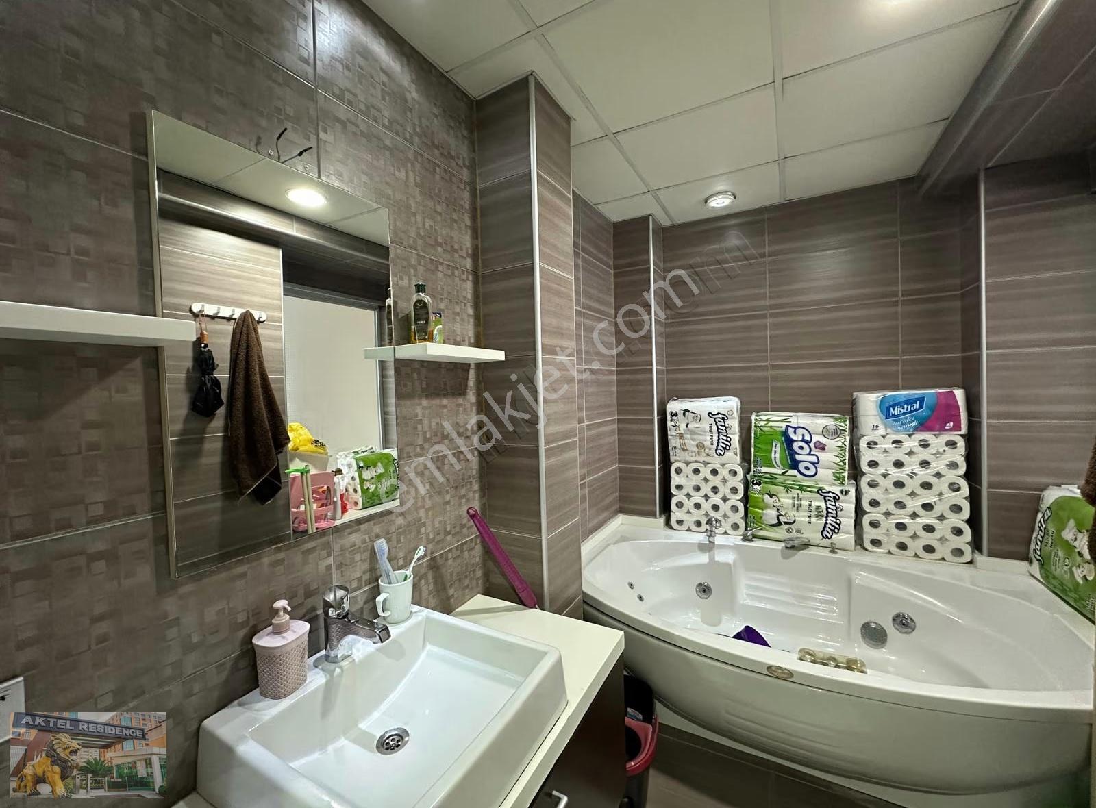 Aktel Residence Satış Ofisinden 4+1 257m² Göl Manzaralı Satılık - Görsel 12