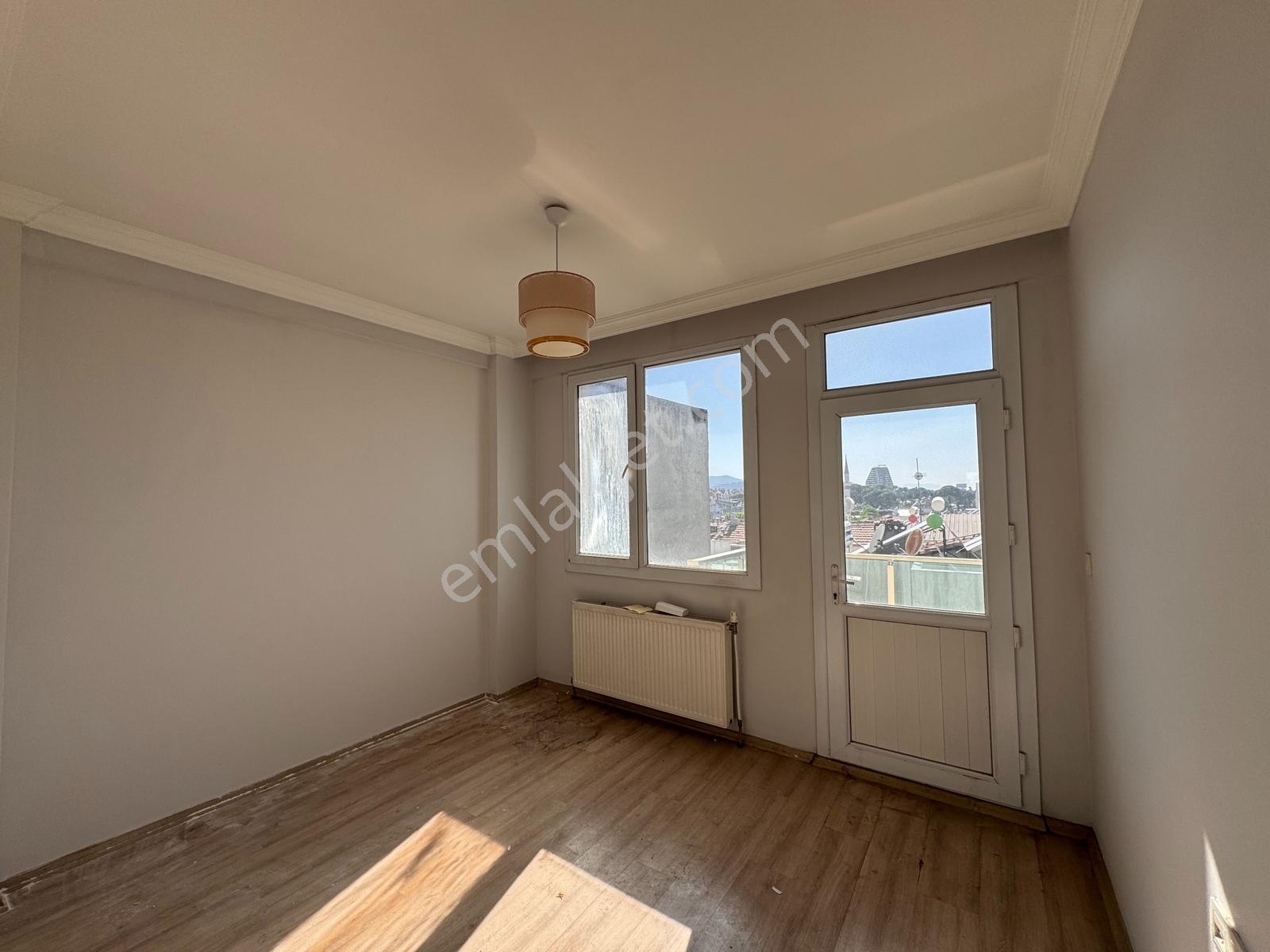 Askerlik Şubesi Karşısında Kiralık 2+1 Jeotermalli Daire - Görsel 11