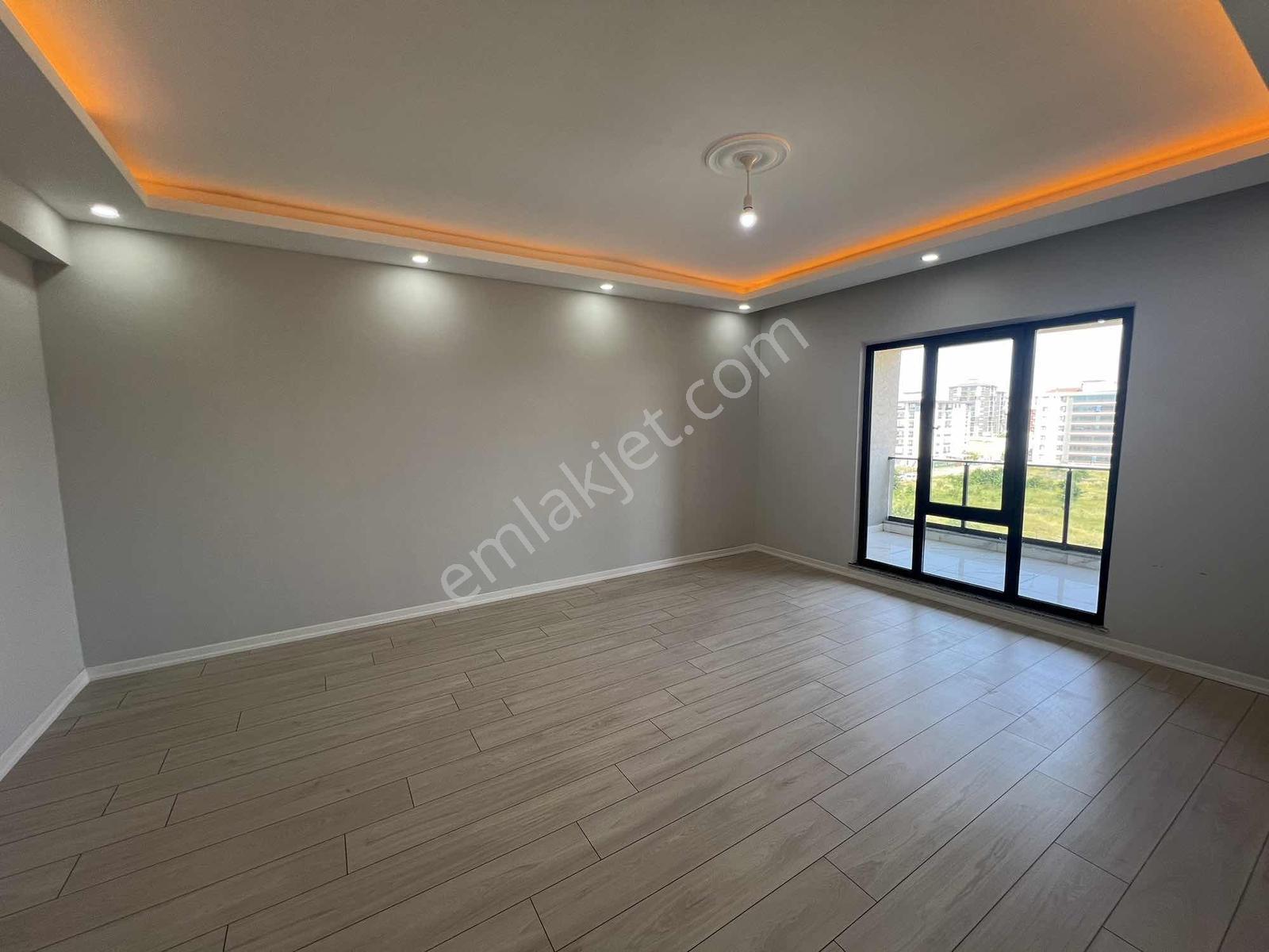 Fiyat Düştü Çerkezköy Avm Bölgesi Havuzlu Site İçersi 2+1 - Görsel 30