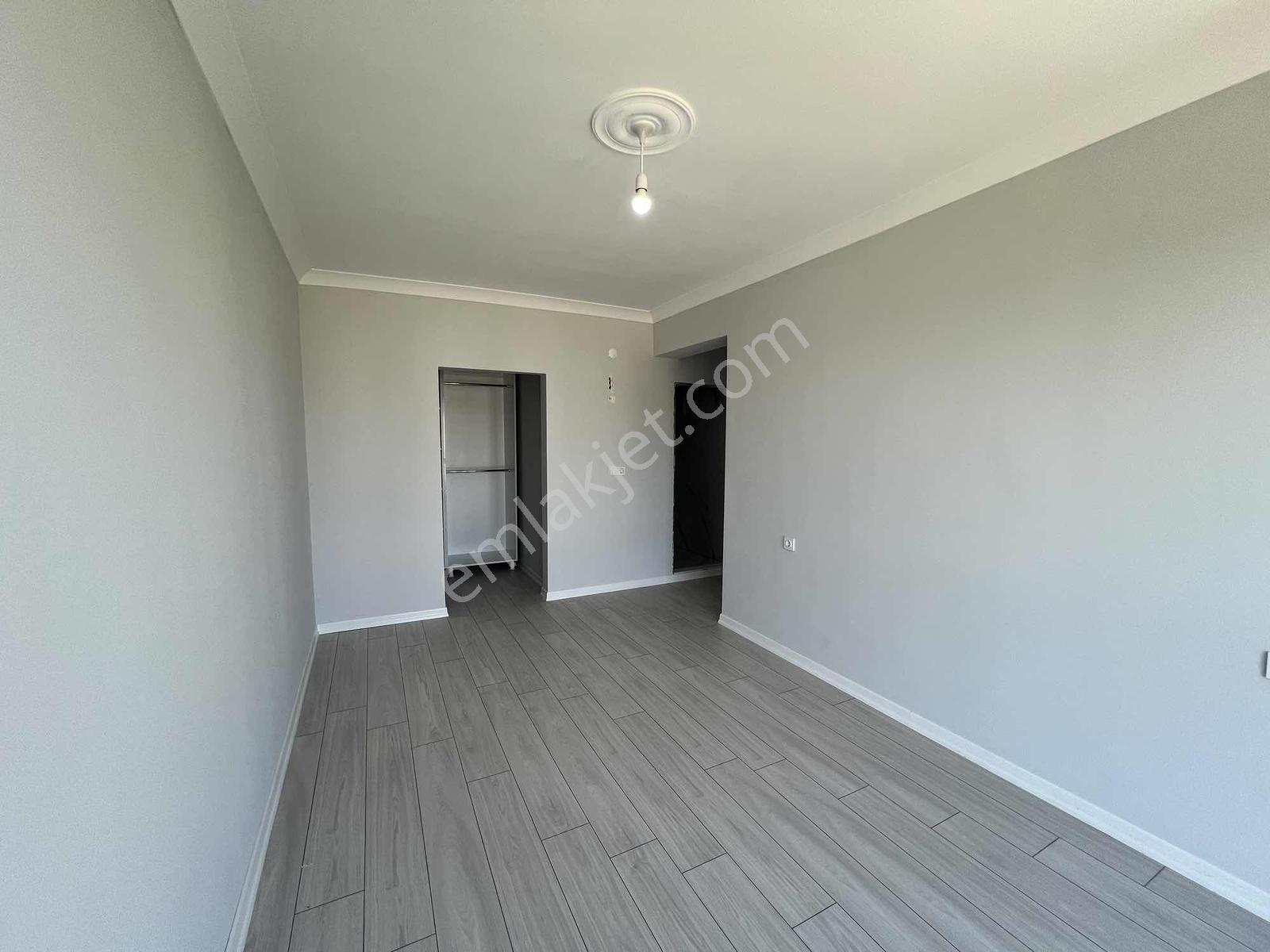 Fiyat Düştü Çerkezköy Avm Bölgesi Havuzlu Site İçersi 2+1 - Görsel 13