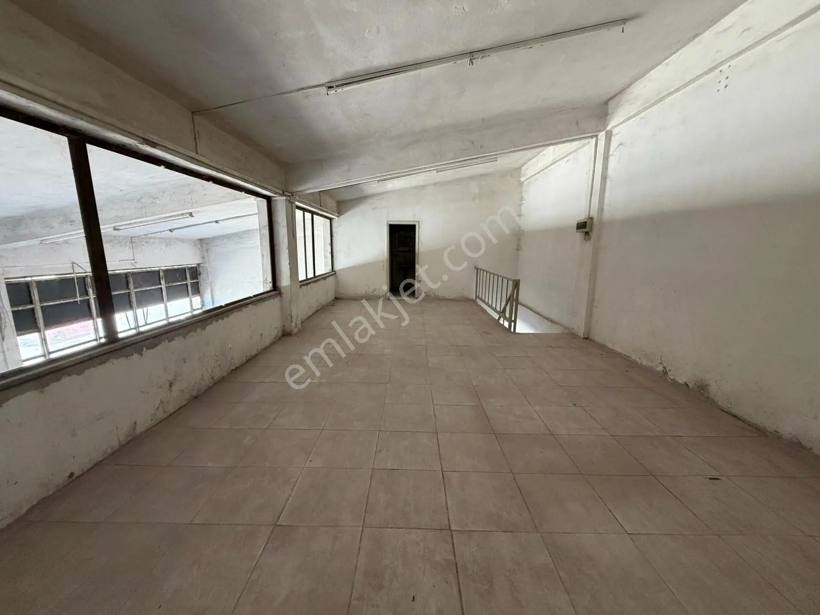 Bartın Atılım Sanayi Sitesi'nde Satılık 260 M² Asma Katlı Dükkan - Görsel 18