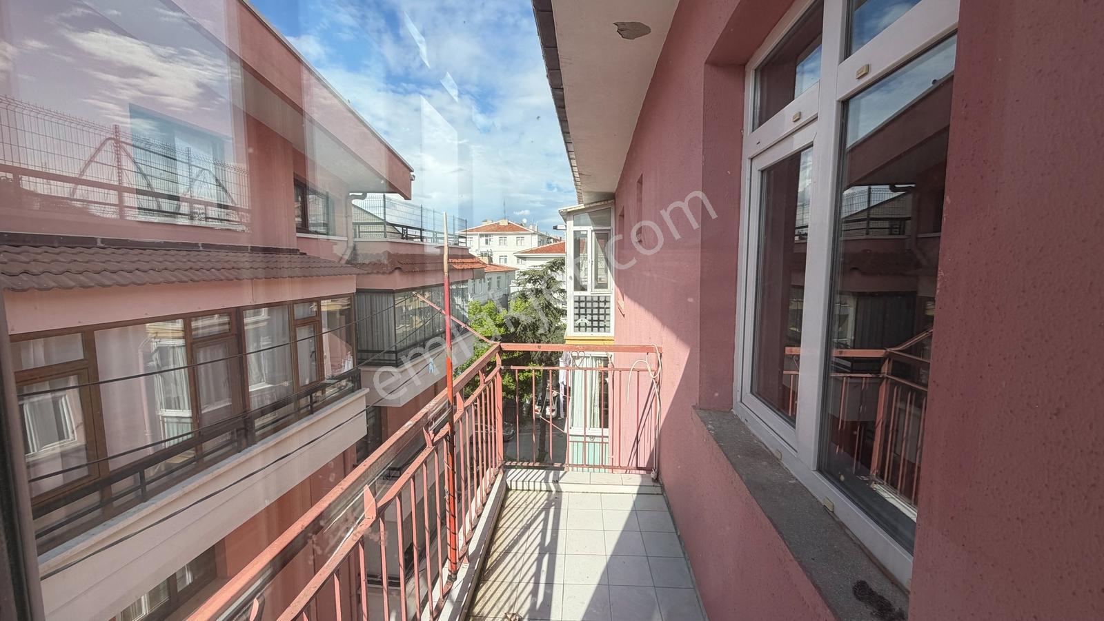 Çankaya Sokullu'da Öveçler Vadisi Manzaralı 3+1 Kiralık Daire - Görsel 18