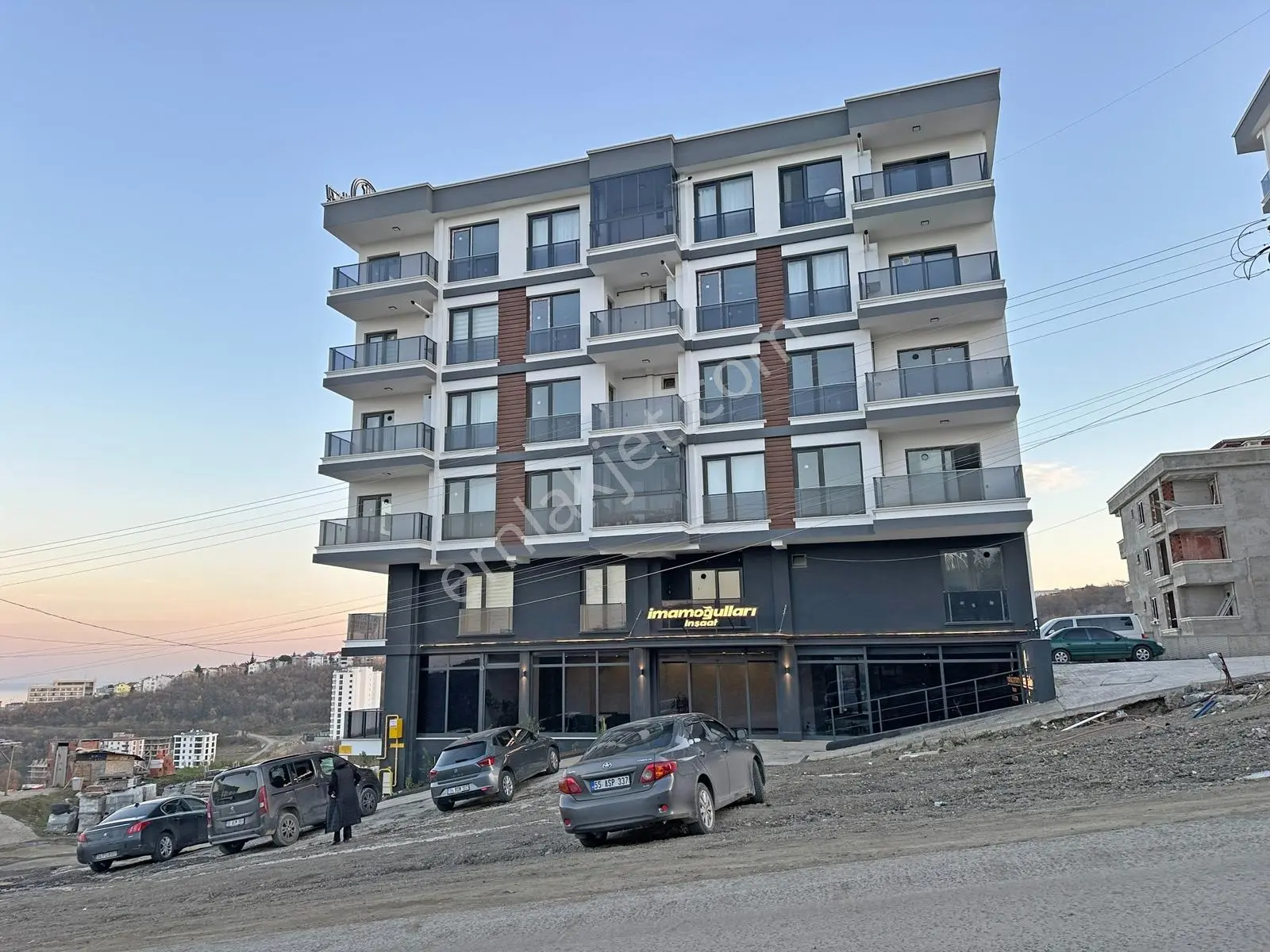 Panoramik Deniz Manzaralı Sıfır Eşyalı Satılık 1+1 Daire - Görsel 4