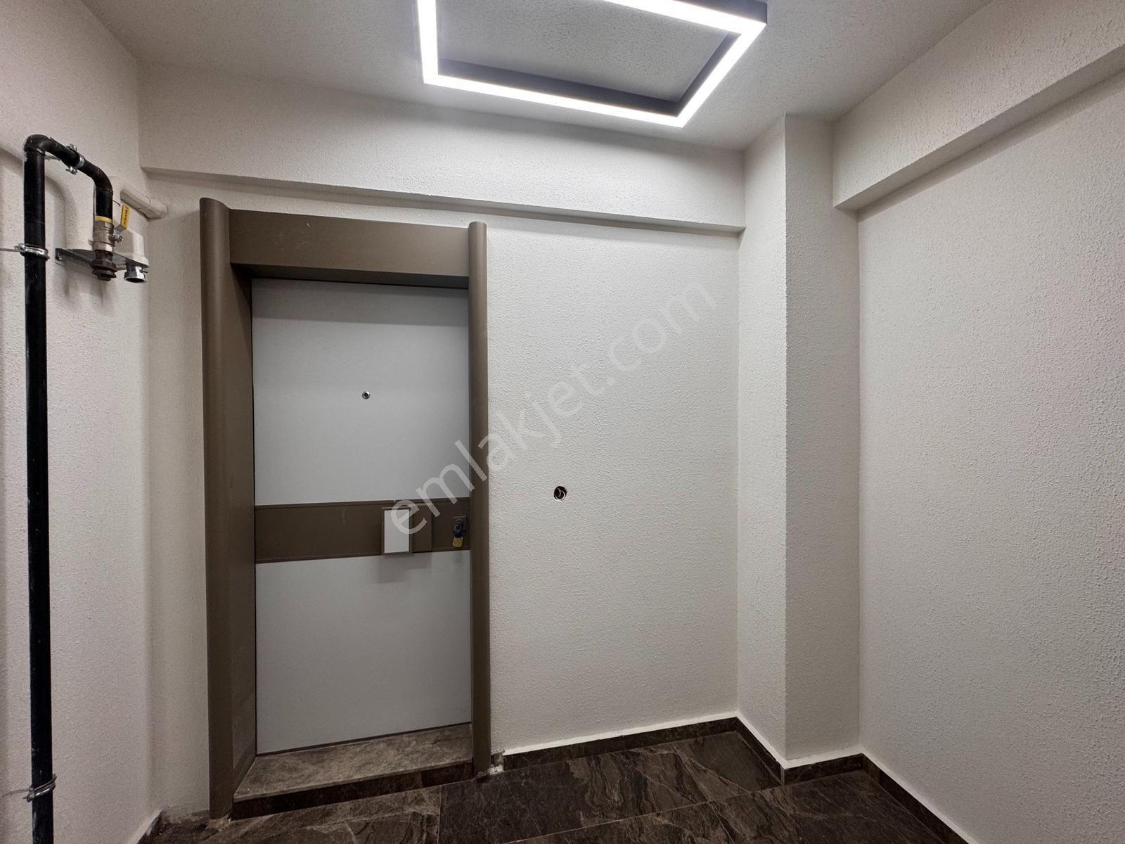 Sağlık Mahallesi Askeriye Caddesi Satılık Sıfır 2+1 Daire - Görsel 3