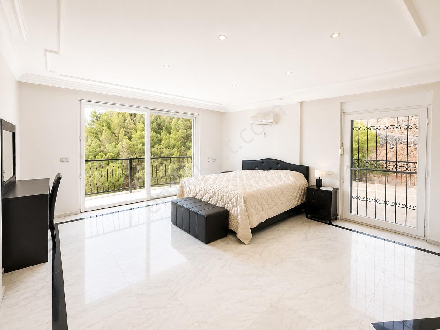 Alanya Çıplaklı 4+2 700m2 Eşyalı,havuz,otopark,önü Açık,doğa İçi - Görsel 6