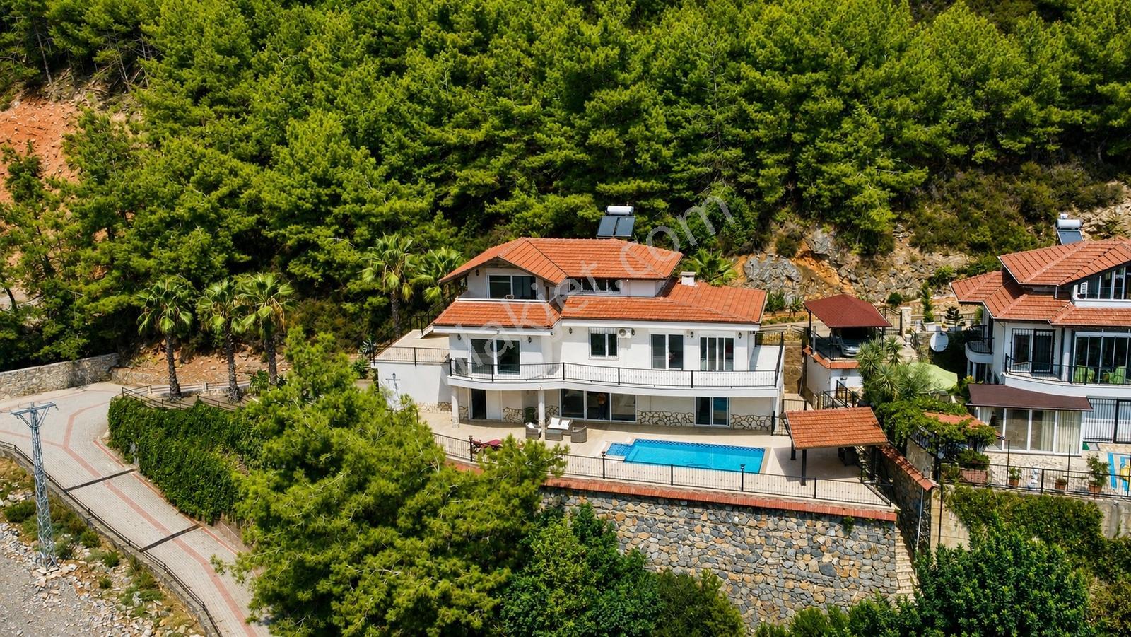 Alanya Çıplaklı 4+2 700m2 Eşyalı,havuz,otopark,önü Açık,doğa İçi - Görsel 31