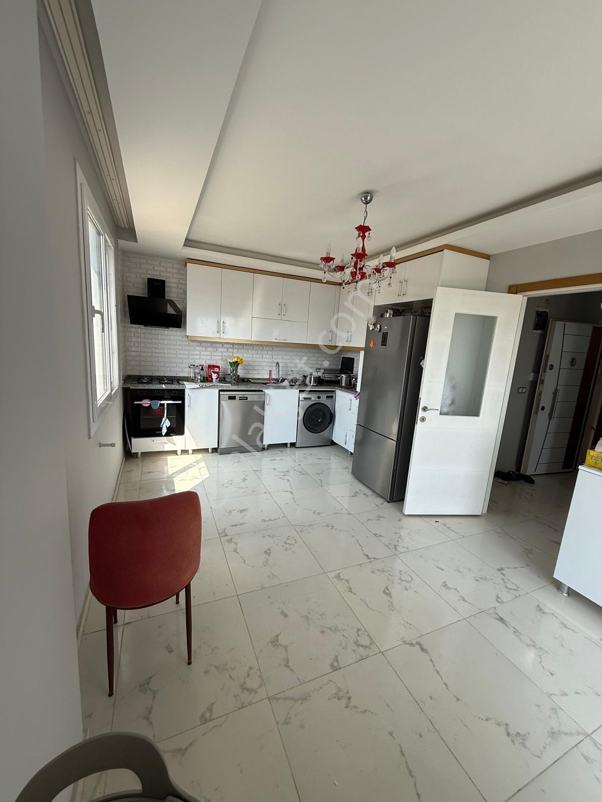 Adana Sarıçam Gültepe Mah.de Satılık 3+1 A.mutfak Daire