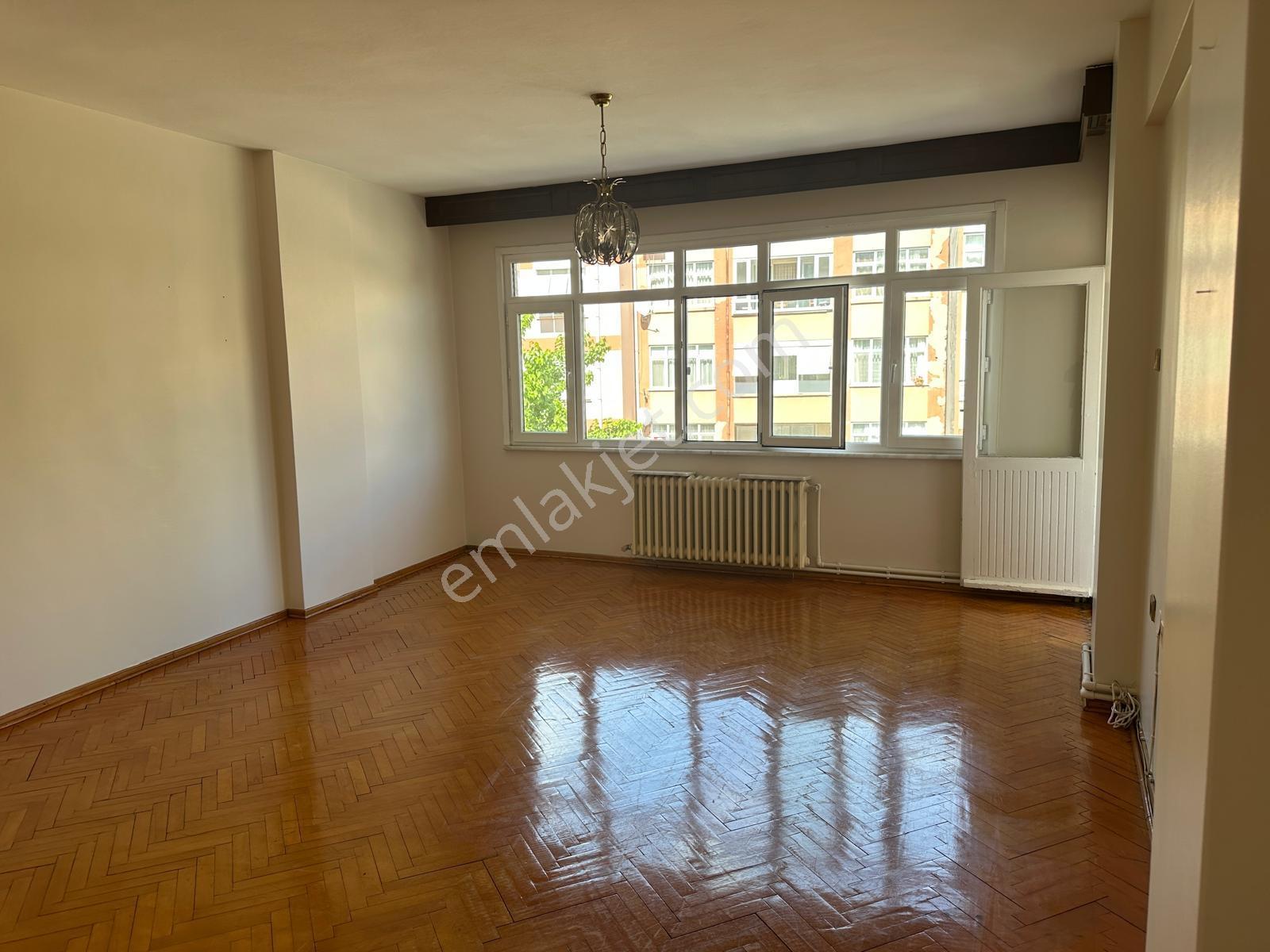 Bakırköy Zuhurat Baba' Da Kombili 150m2 3+1 Kiralık Daire - Görsel 20