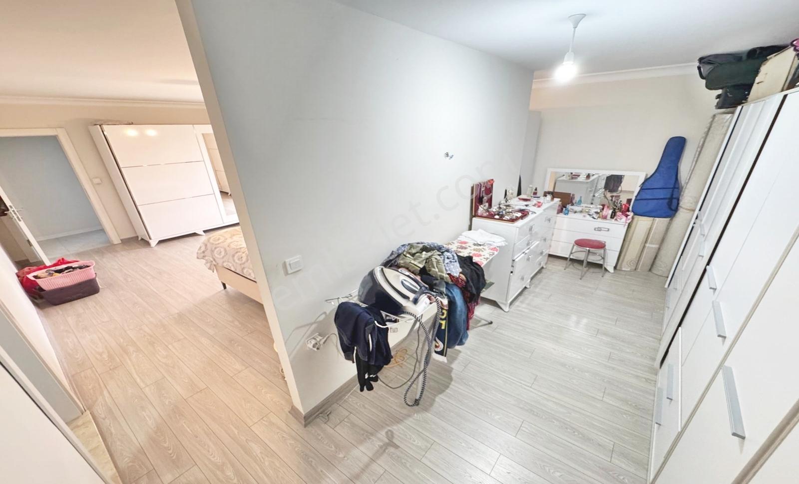 Yükseltepe'de Geniş Sevenlere 260m² Site İçinde Fırsat Daire - Görsel 13