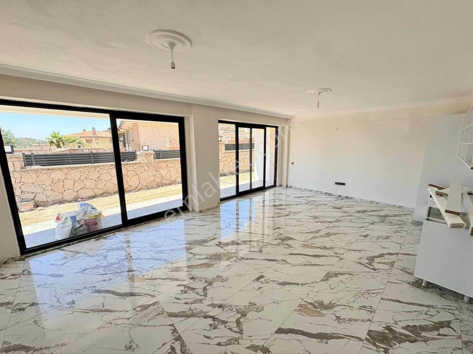 Avcı'dan Narlı'da 6+1 Dağ Ve Deniz Manzaralı Villa - Görsel 10