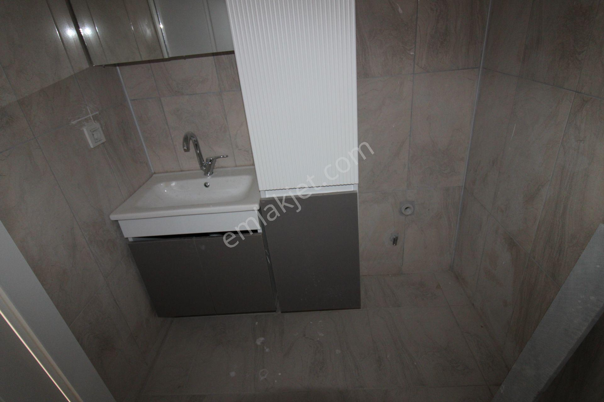 Mezitli Çeşmelide 1+1 Kiralık Daire - Görsel 3