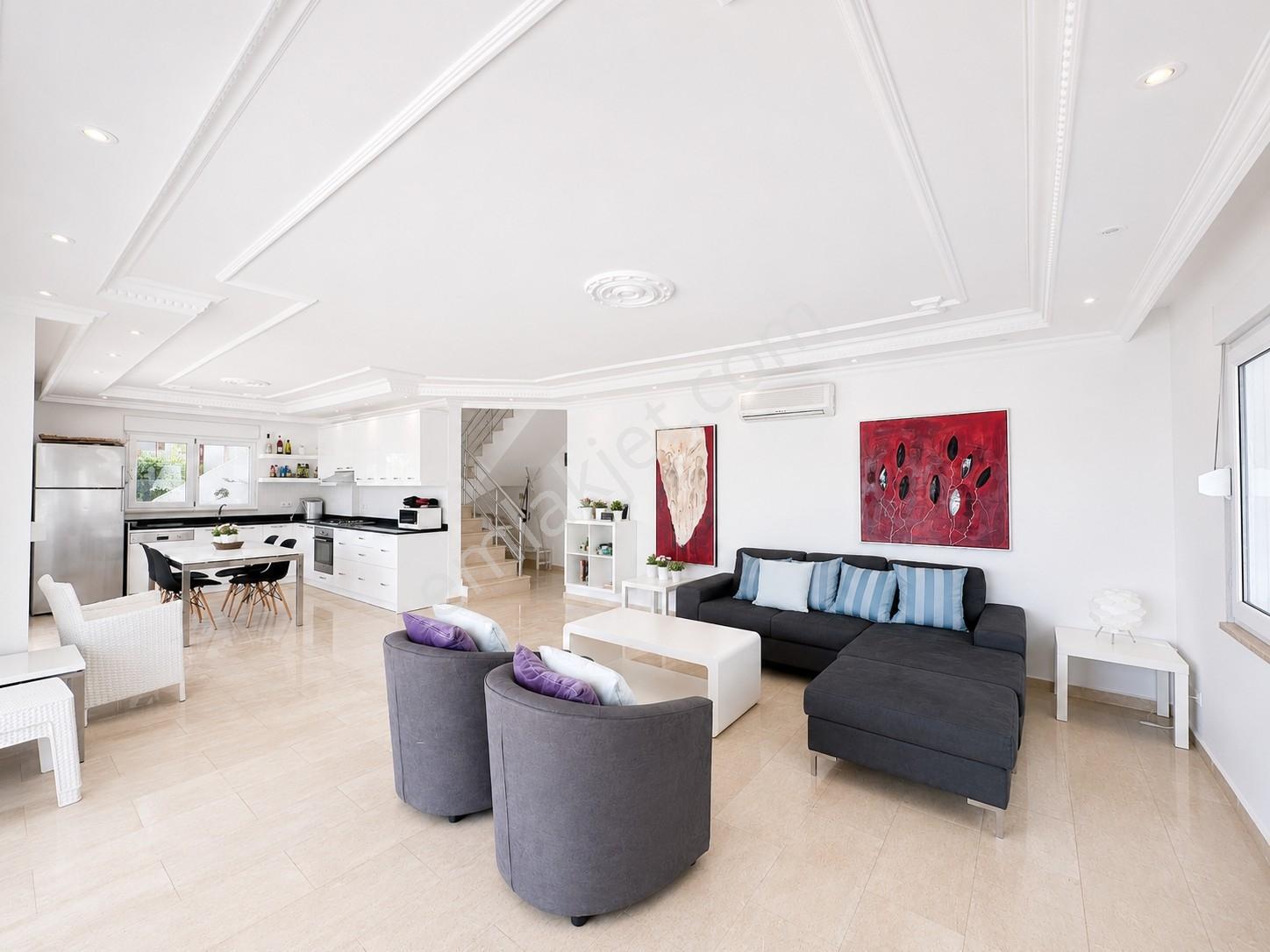Alanya Tepe 3+1 250m2 Havuz,eşya,şehir Manzaralı,geniş Terasssss - Görsel 31