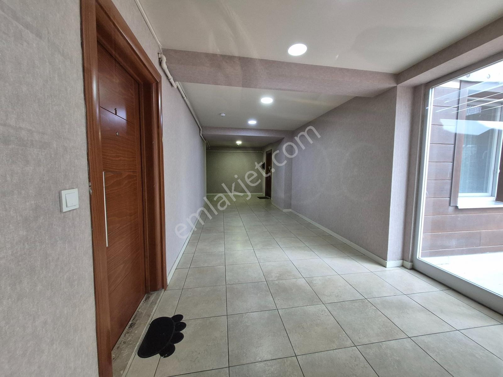 Beylikdüzü Metrobüse Yakın Kiralık 1+1 Eşyalı Daire - Görsel 13