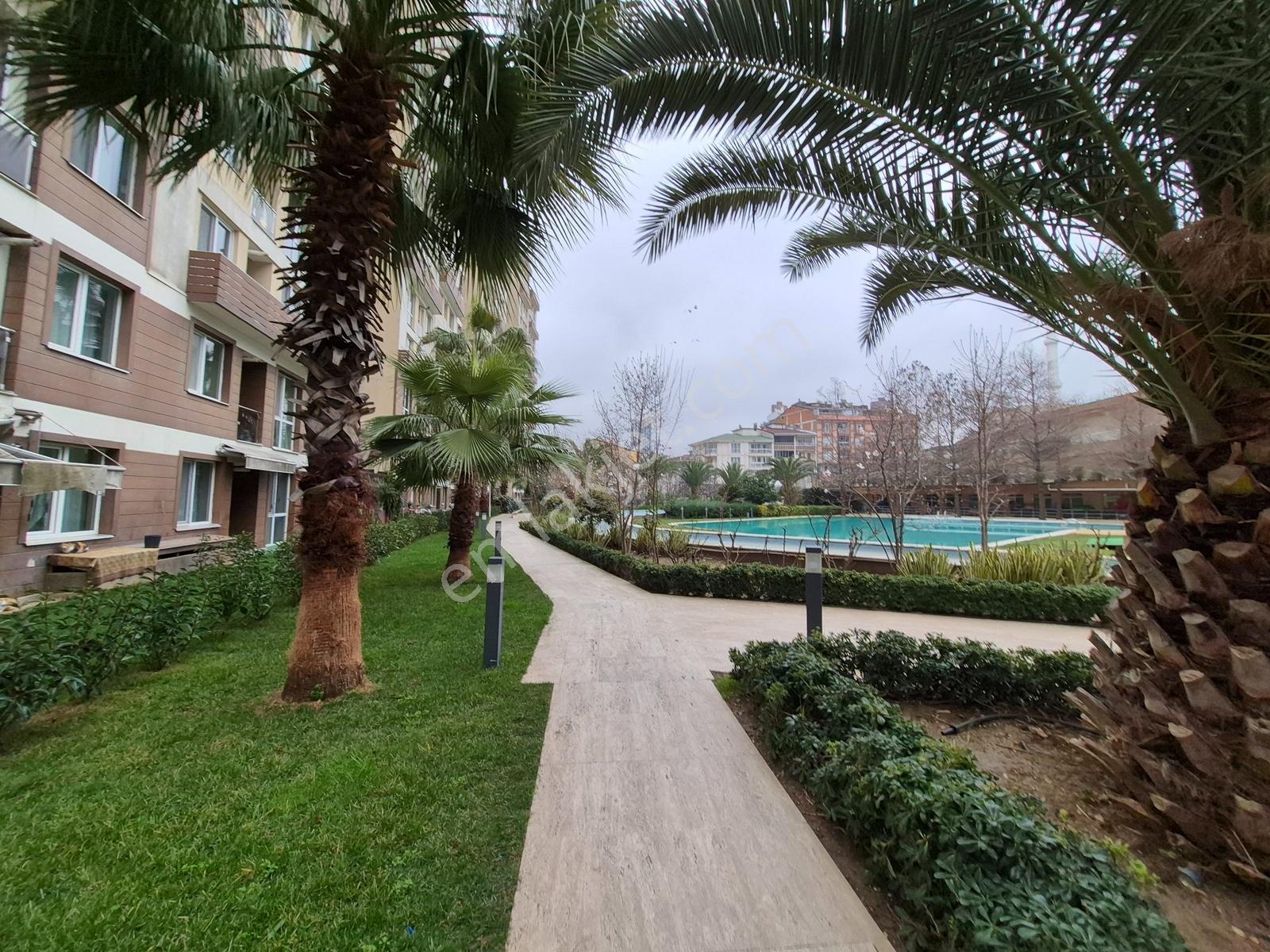 Beylikdüzü Metrobüse Yakın Kiralık 1+1 Eşyalı Daire - Görsel 2