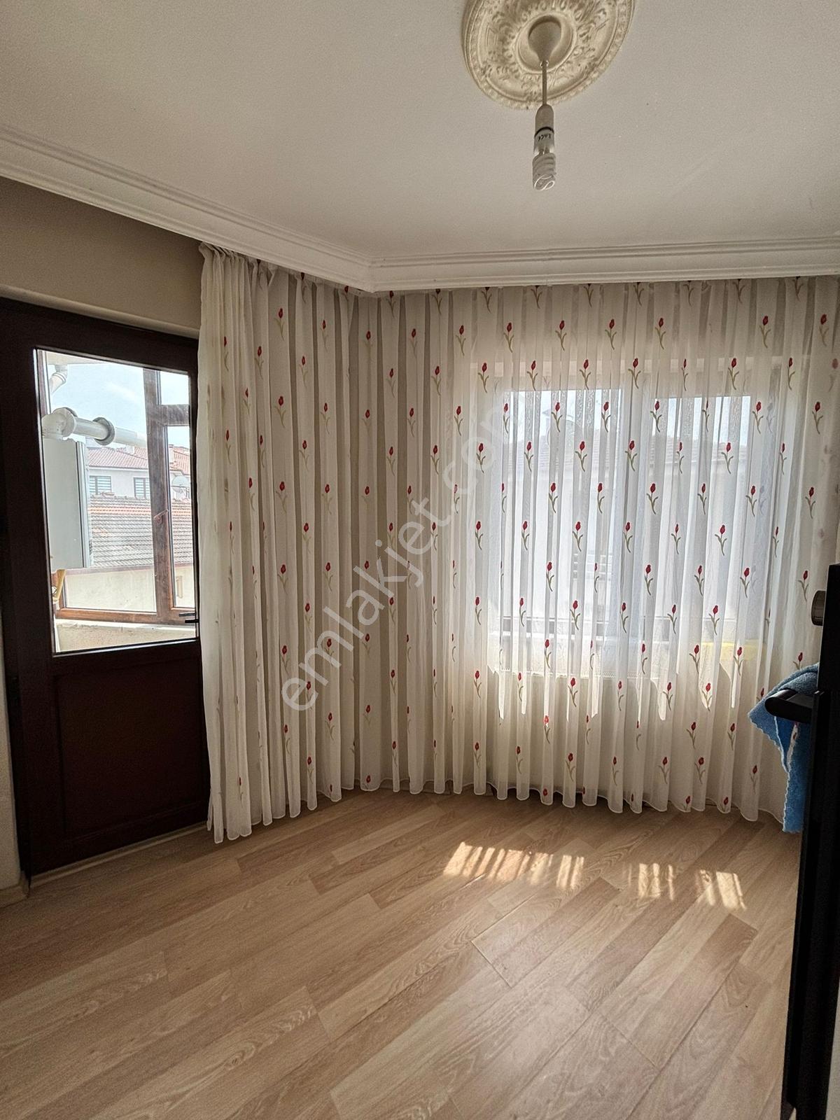 Öğretmen'den Beyciler'de Eşyalı Kiralık 2+1 Daire - Görsel 21