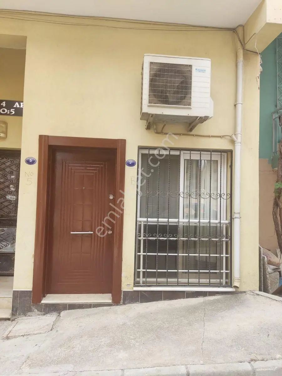 Atatürk Mahallesi Ful Eşyalı Kiralık Duplex Daire.