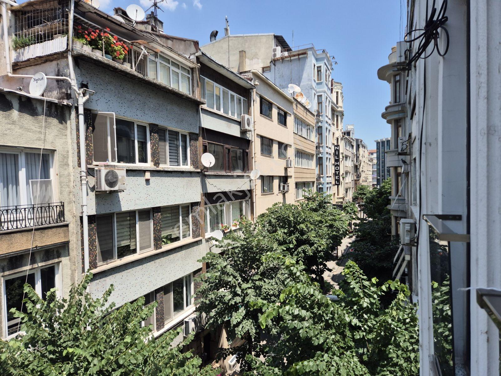 Osmanbey Metro'ya 100 M. Geniş Ara Kat Kiralık 2+1 Daire - Görsel 15
