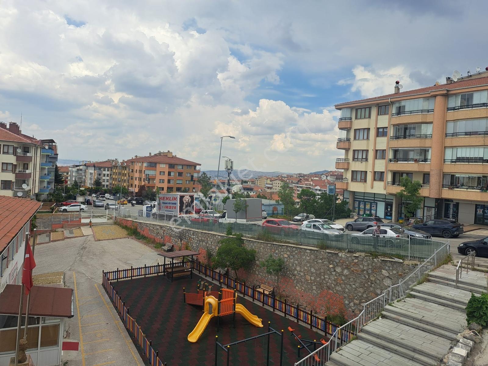 Önaldan Lizbon Caddesi Üzeri 78mt Geniş Önü Açık Satılık Dükkan - Görsel 20
