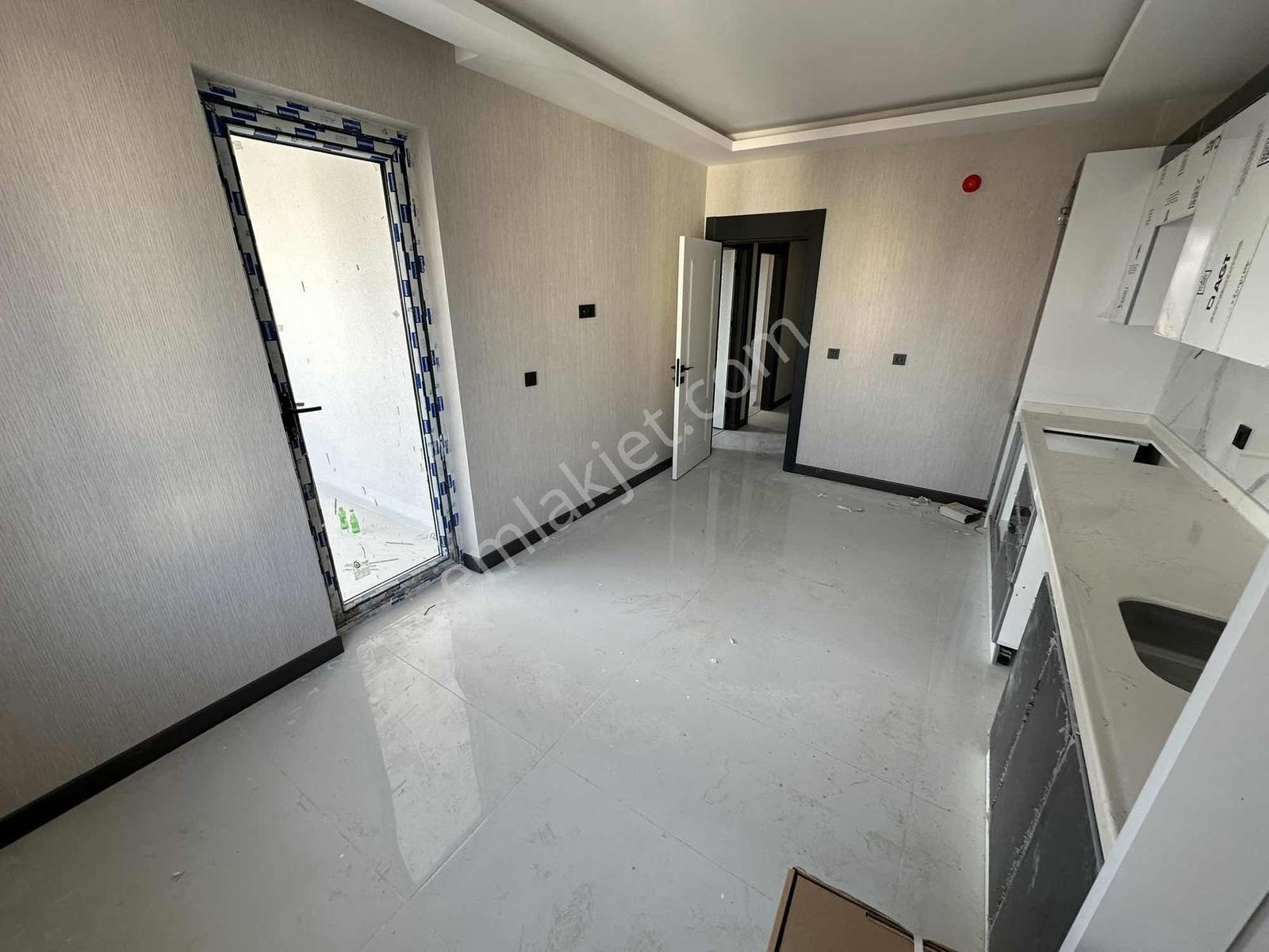 Mevlana Mahallesinde Ara Katta Sıfır Site İçi Kiralık Daire - Görsel 22