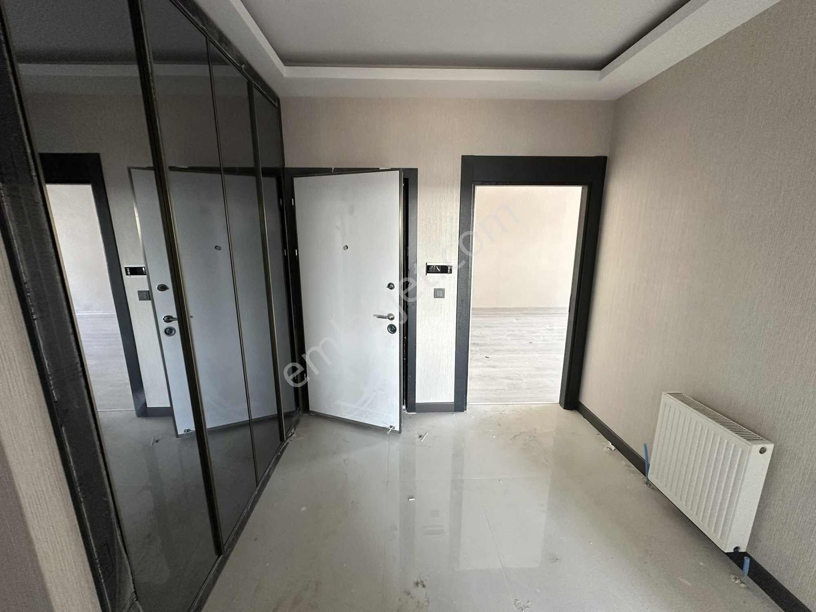 Mevlana Mahallesinde Ara Katta Sıfır Site İçi Kiralık Daire - Görsel 5