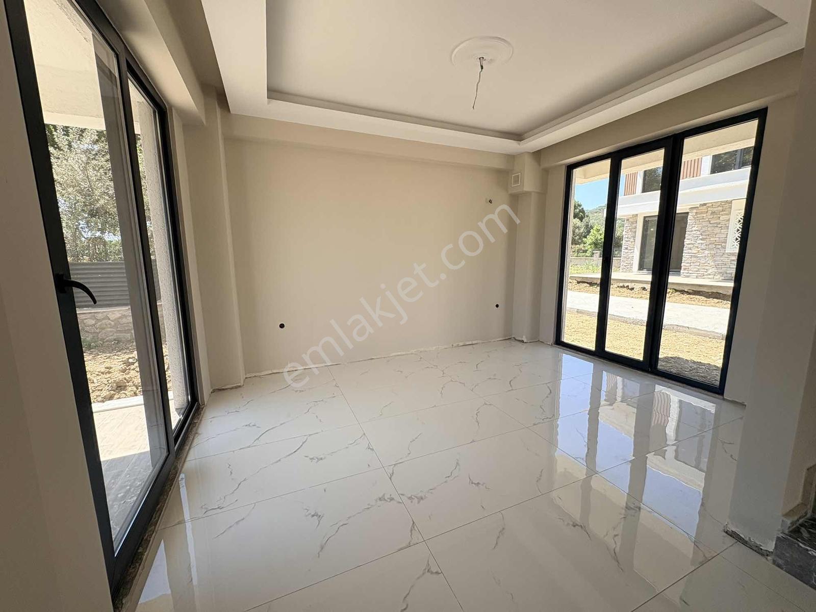 Avcı'dan Assos Denize 200 Mt Havuzlu Müstakil Villa - Görsel 21