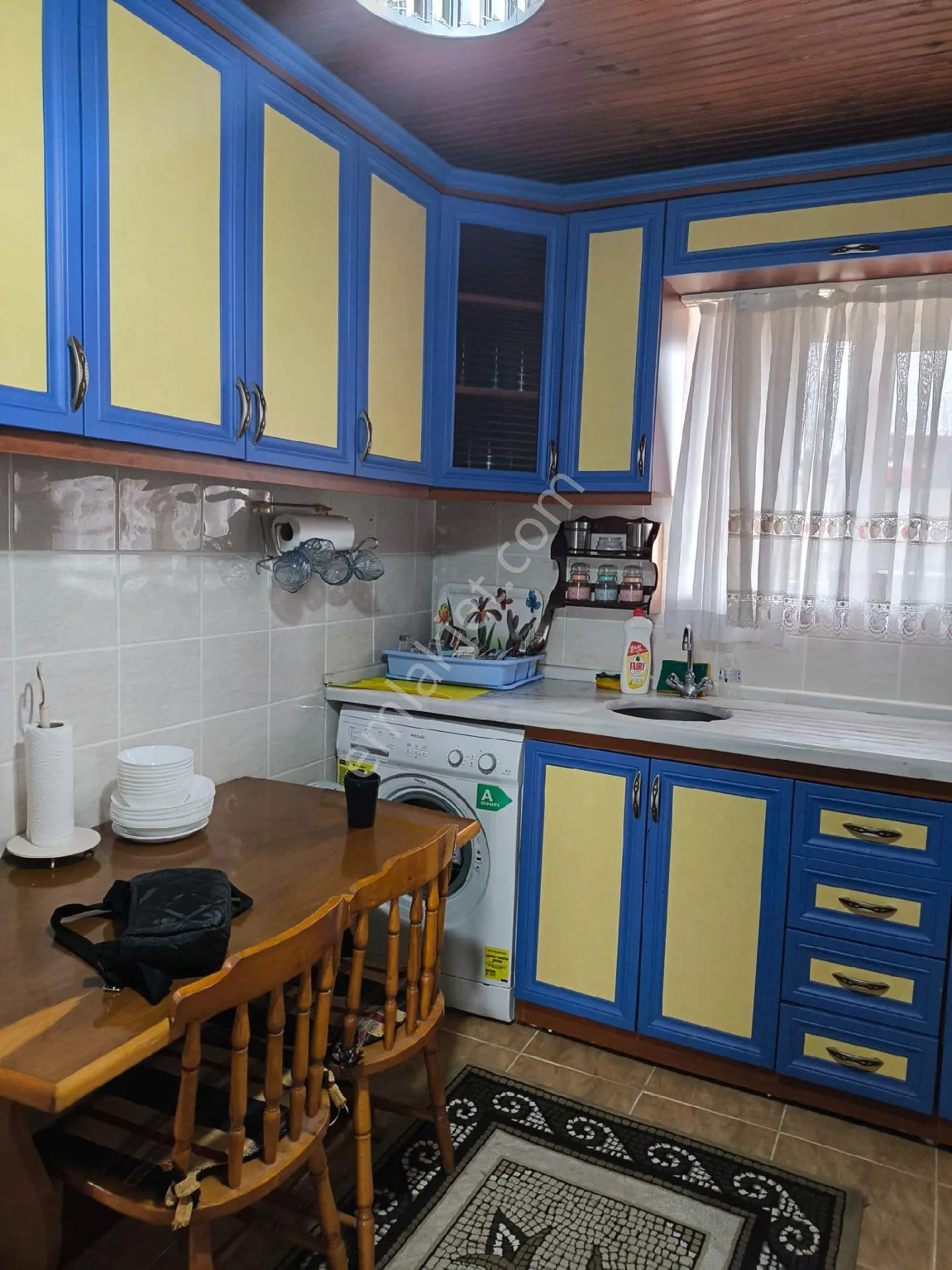 895m² İmarlı Arsa İçerisinde Köy Evi - Görsel 5