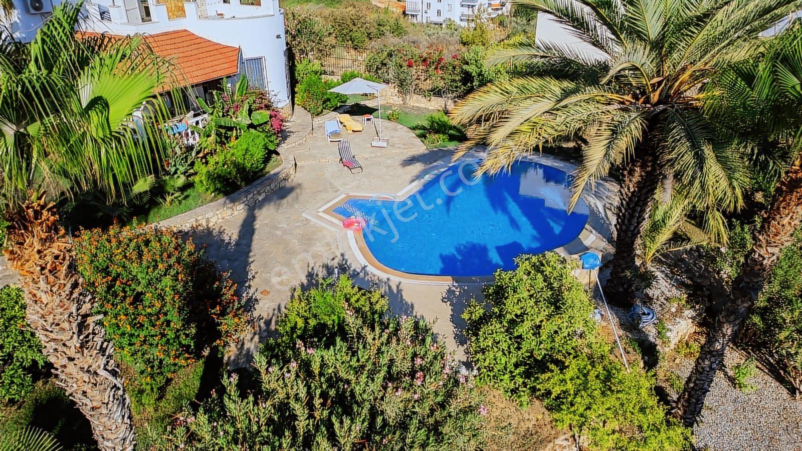 Alanya'da 2 Adet Müstakil Satılık Villa Arsa Olarak 1 Emsal - Görsel 13