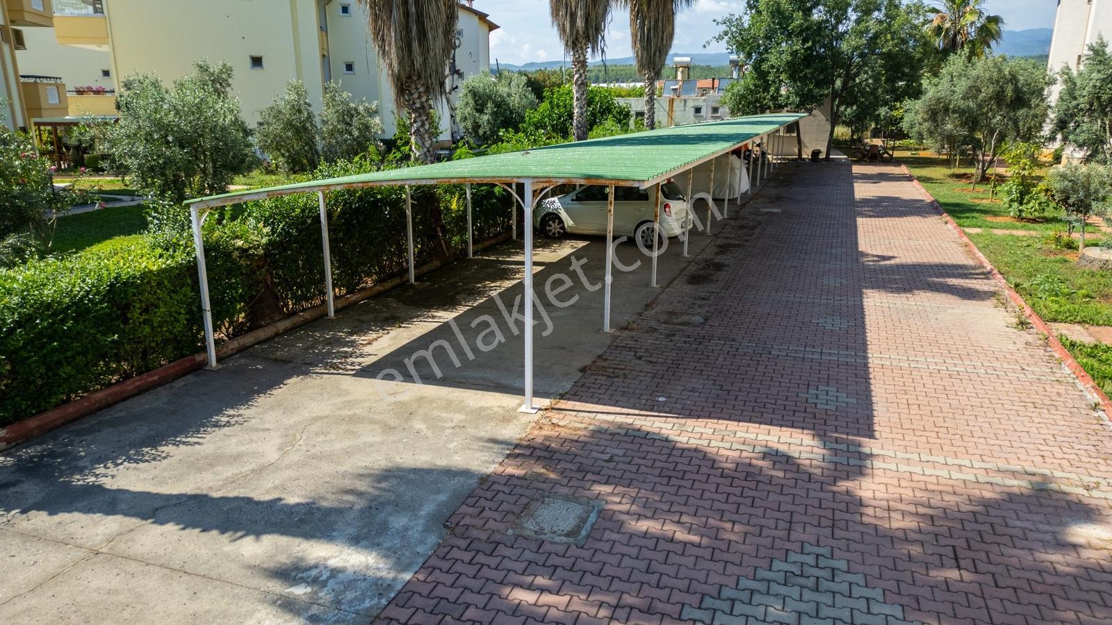 Payallarda Site İçinde Satılık 4+1 Eşyalı Tripleks Villa - Görsel 31