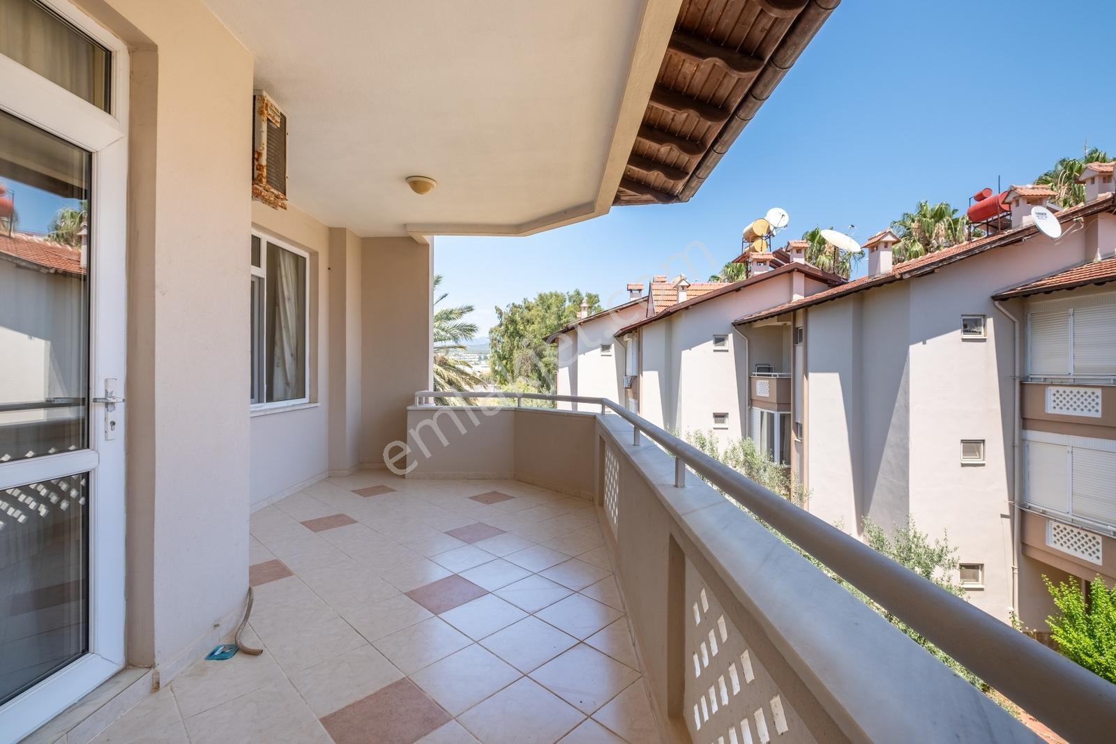 Payallarda Site İçinde Satılık 4+1 Eşyalı Tripleks Villa - Görsel 26