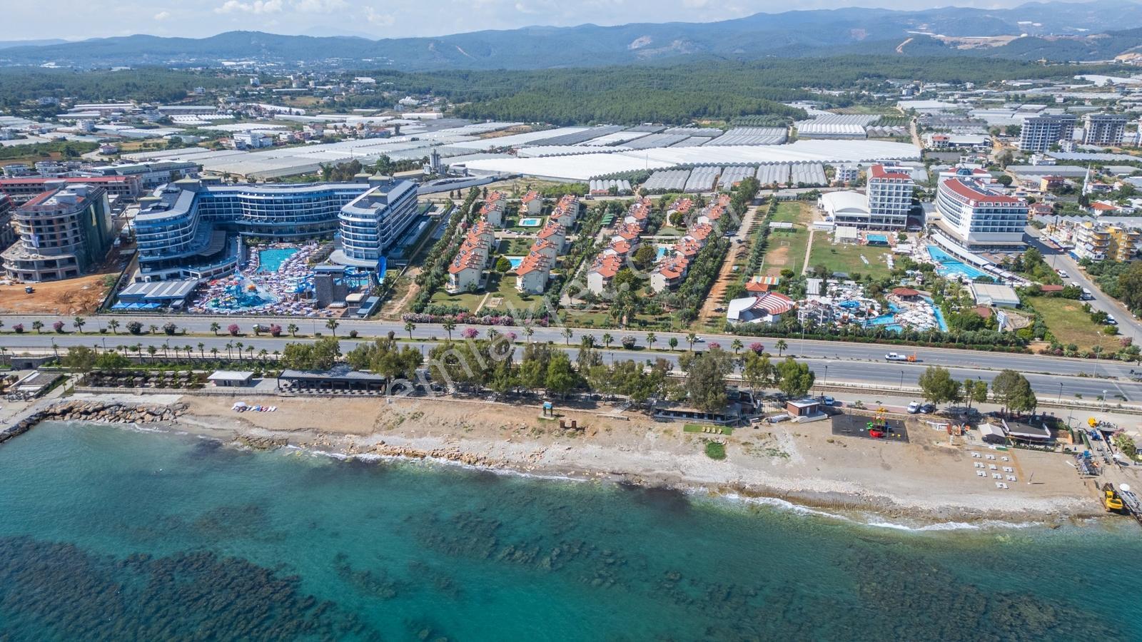 Payallarda Site İçinde Satılık 4+1 Eşyalı Tripleks Villa - Görsel 3
