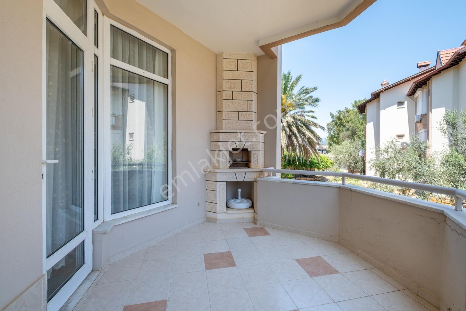 Payallarda Site İçinde Satılık 4+1 Eşyalı Tripleks Villa - Görsel 35