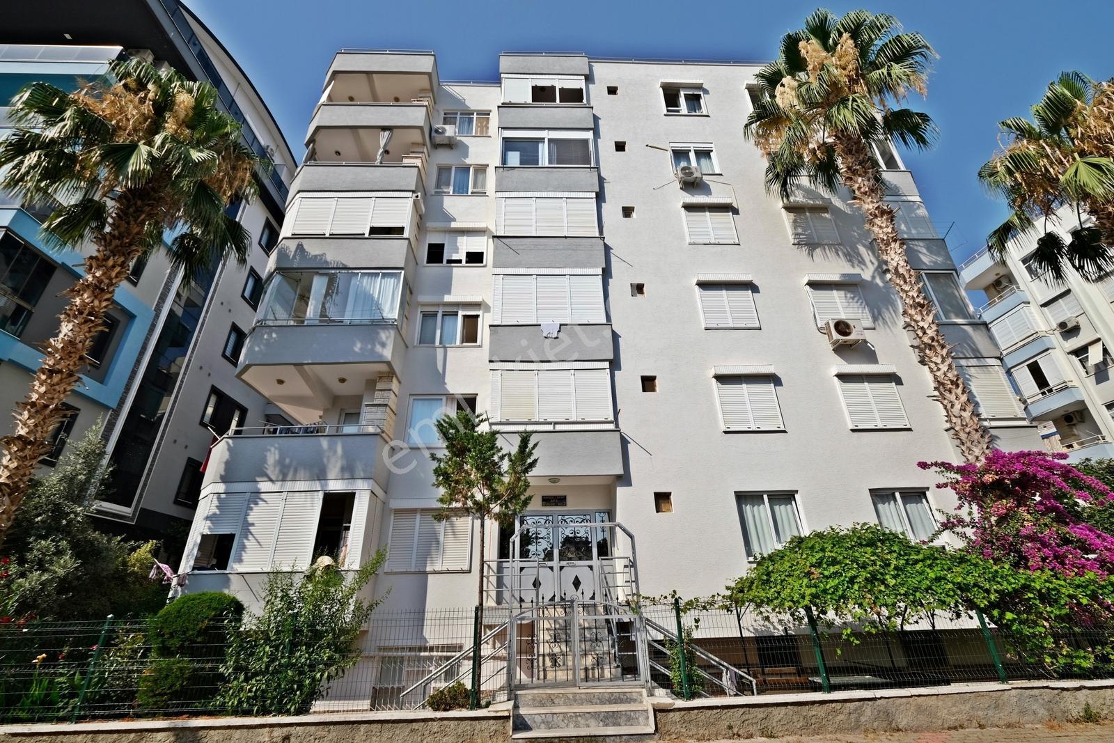 Alanya Mahmutlarda Kiralık Eşyalı 2+1 Ayrı Mutfak Daire - Görsel 25