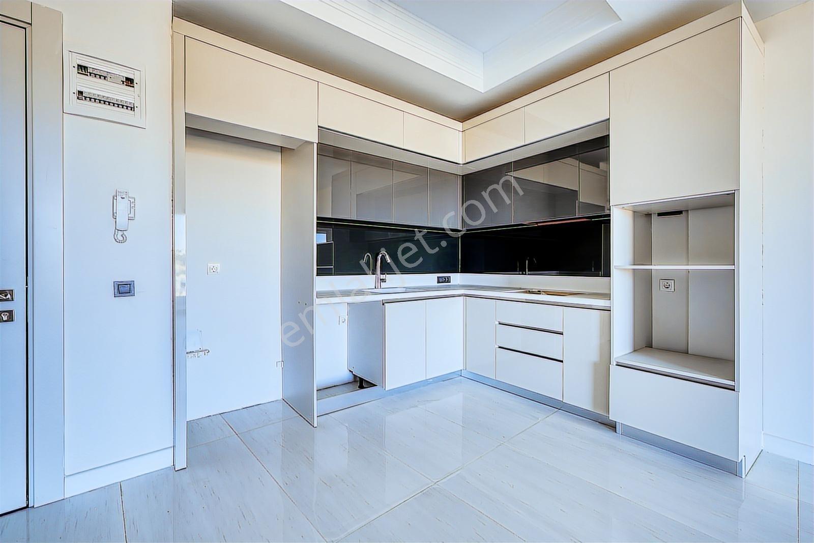 Alanya Azura World Lüks Satılık 2+1 Daire - Görsel 30