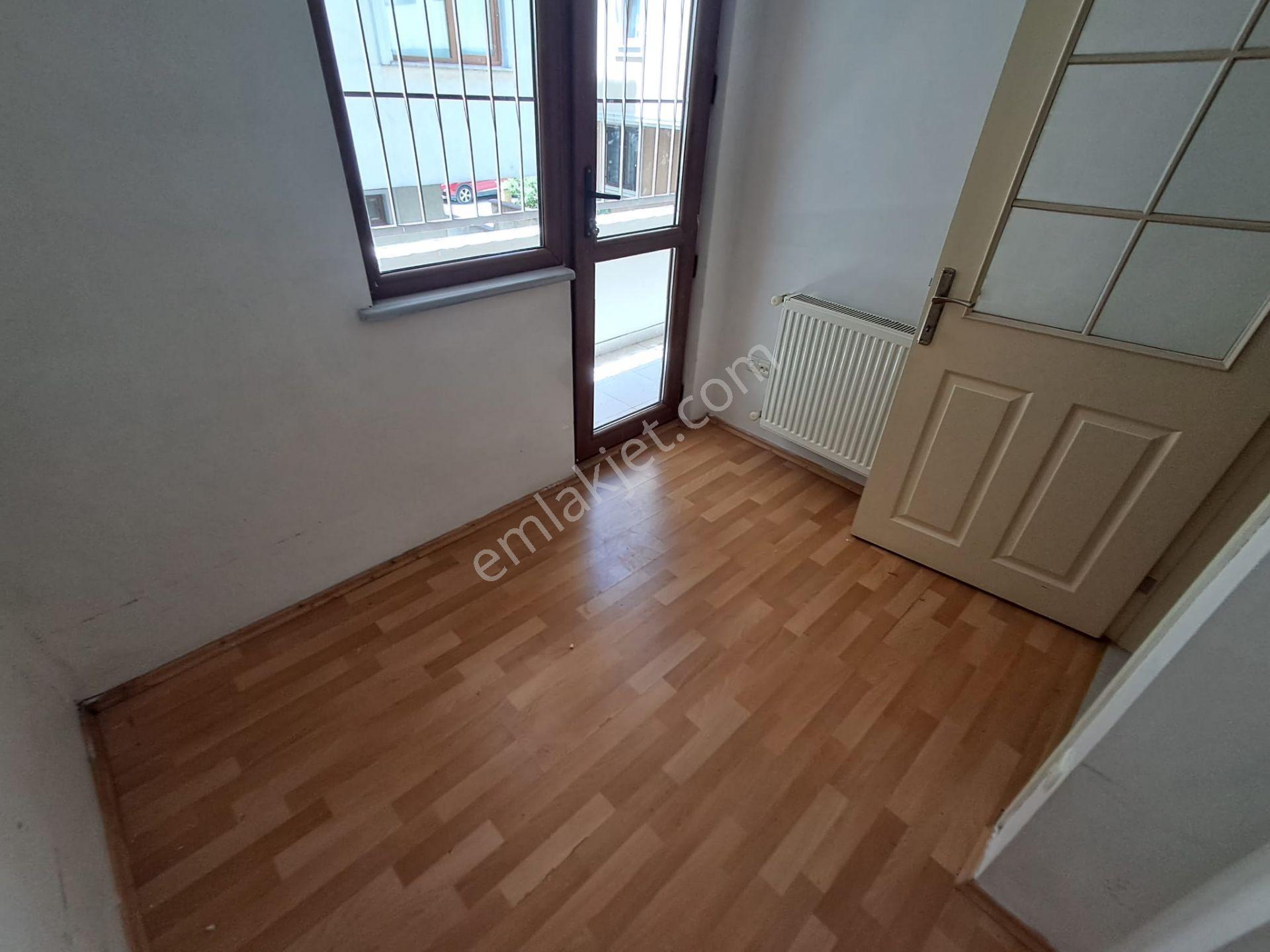 Ataşehir Kayışdağı Merkezde Balkonlu 75m2 2+1 Yüksek Giriş Daire - Görsel 15