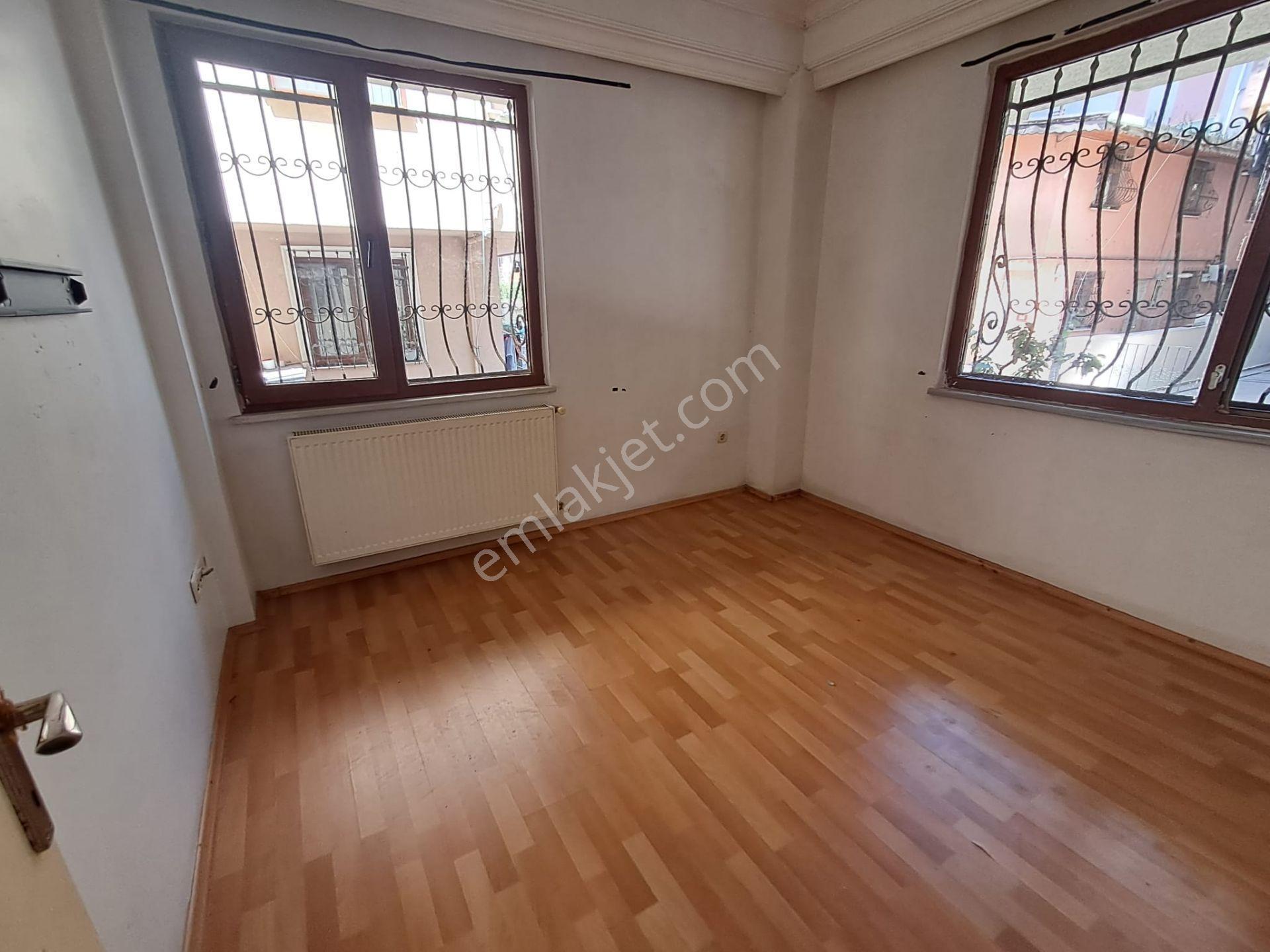 Ataşehir Kayışdağı Merkezde Balkonlu 75m2 2+1 Yüksek Giriş Daire - Görsel 9