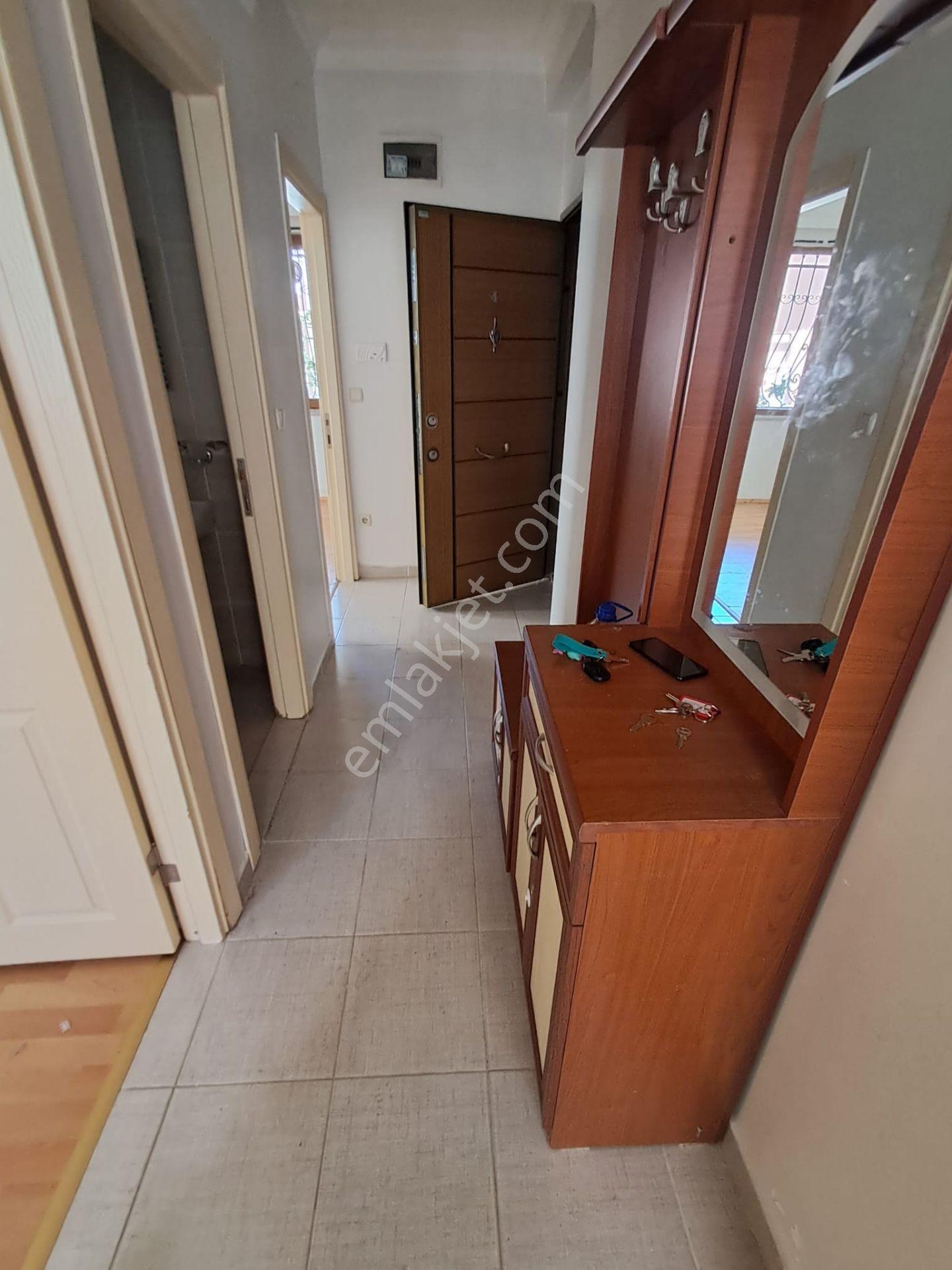 Ataşehir Kayışdağı Merkezde Balkonlu 75m2 2+1 Yüksek Giriş Daire - Görsel 6