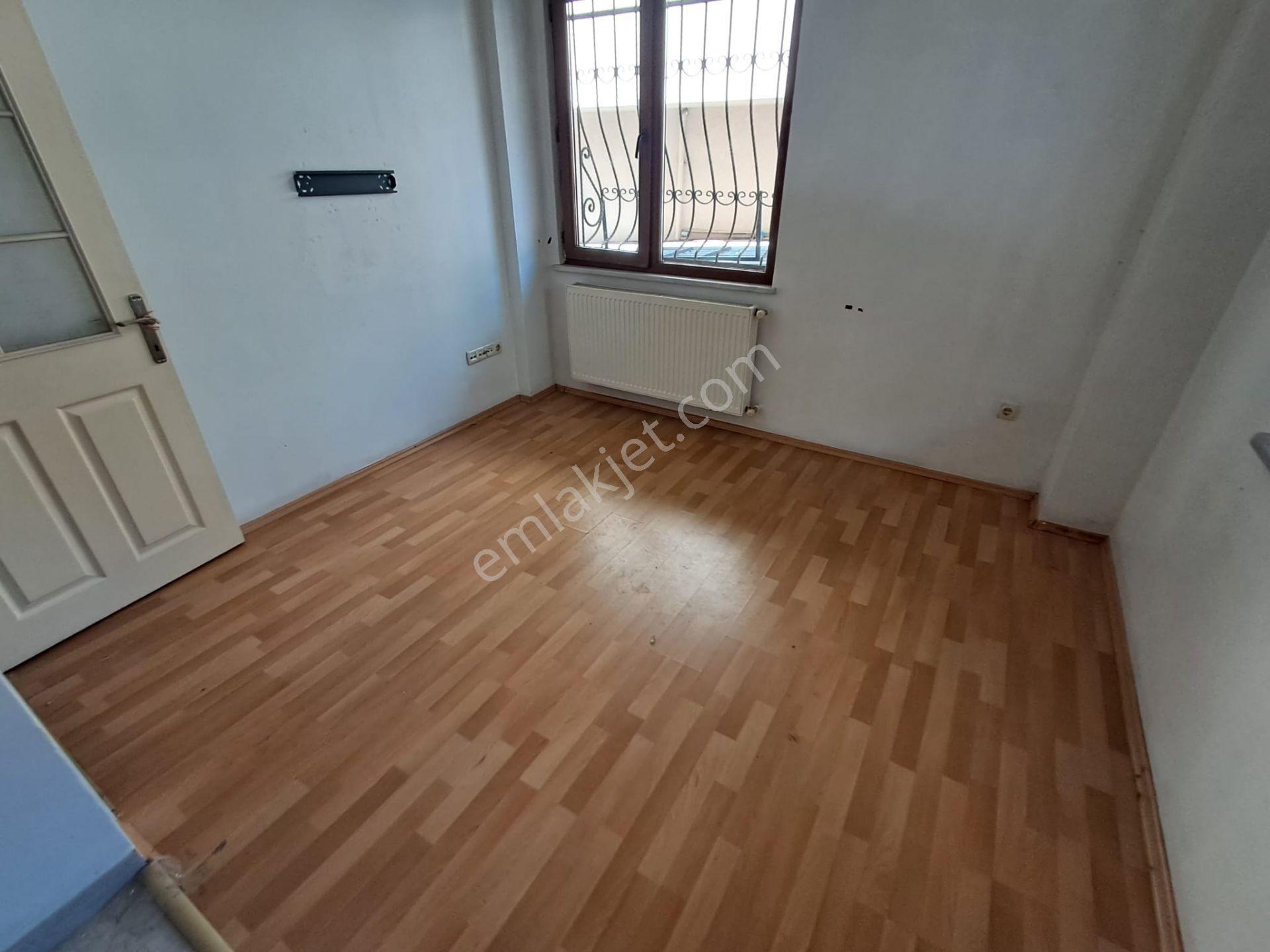 Ataşehir Kayışdağı Merkezde Balkonlu 75m2 2+1 Yüksek Giriş Daire - Görsel 10