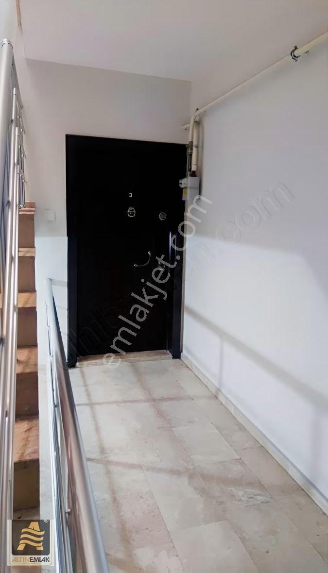 İstiklal Mah.orkide 3 Sitesinde Kapalı Otoparklı 3+1 138m2 Kira - Görsel 4