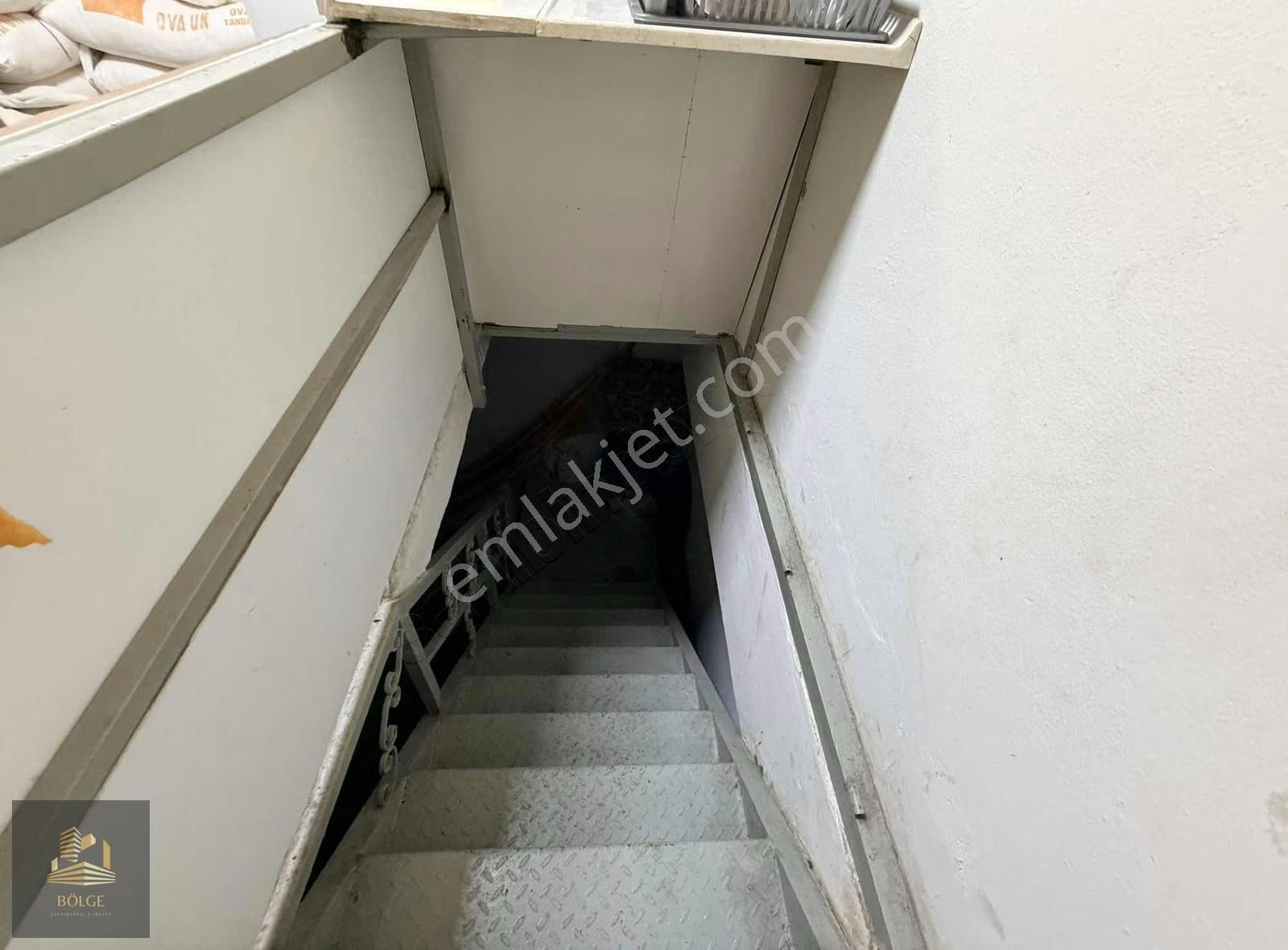 Bölge Emlak'tan Altkaynarcada Caddeye 1 Bina Devren Tandır Fırın - Görsel 4