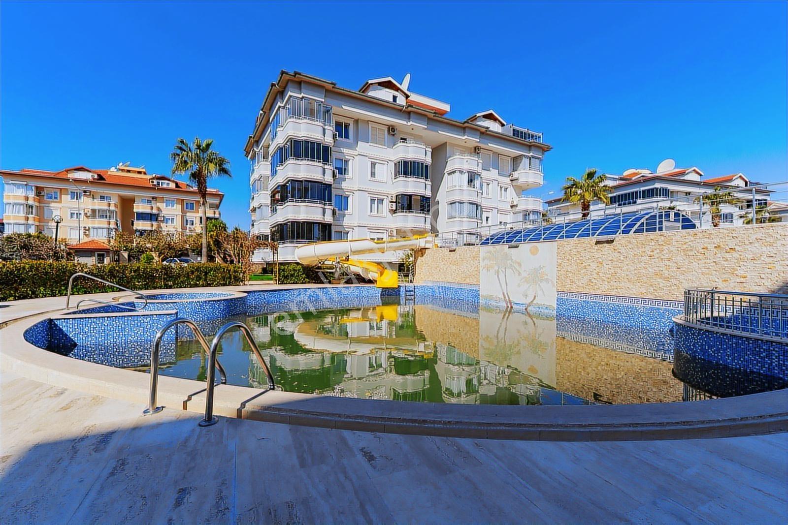Oba Crown 3 Resort 3+1 Dubleks Satılık Daire Çok Geniş - Görsel 15