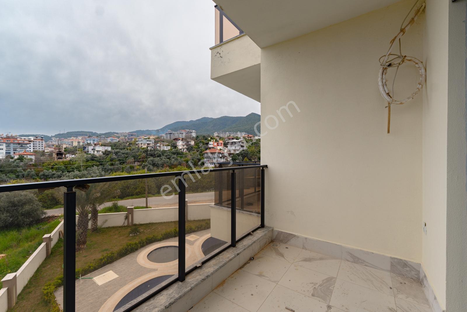 Alanya Obada Tek Bloklu Sitede Ferah 2+1 Daire - Görsel 17