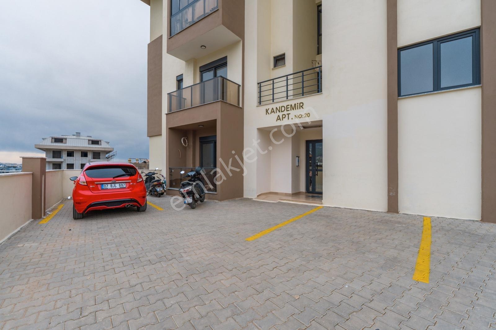 Alanya Obada Tek Bloklu Sitede Ferah 2+1 Daire - Görsel 13