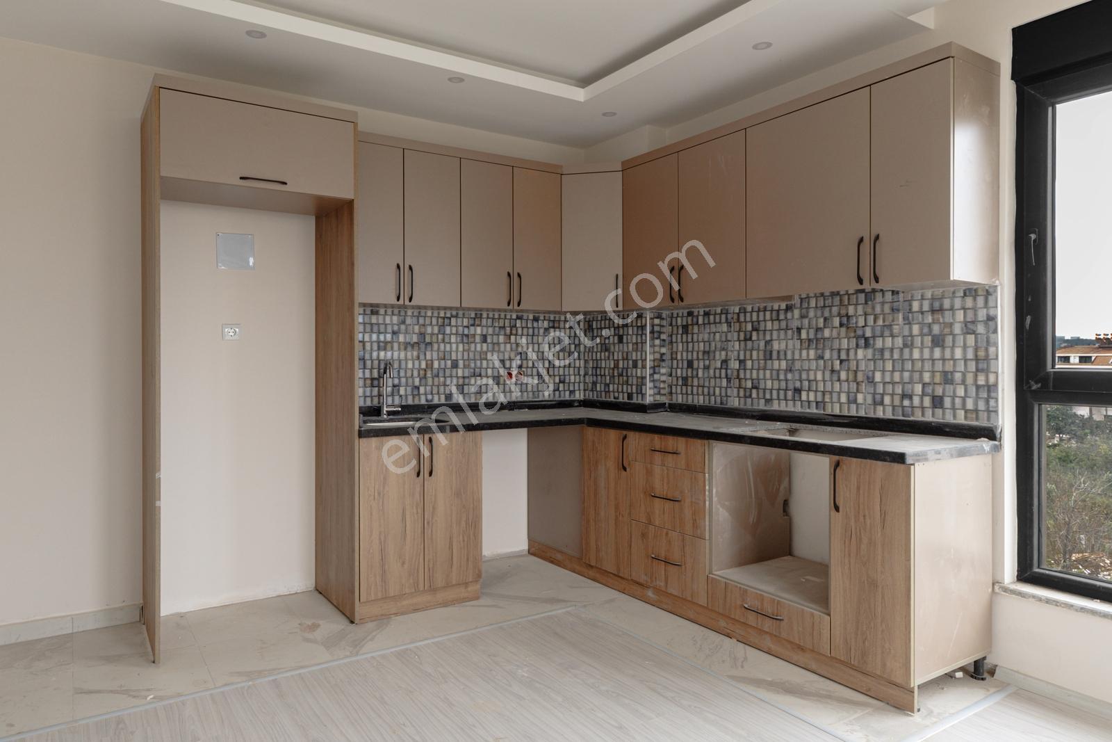 Alanya Obada Tek Bloklu Sitede Ferah 2+1 Daire - Görsel 16