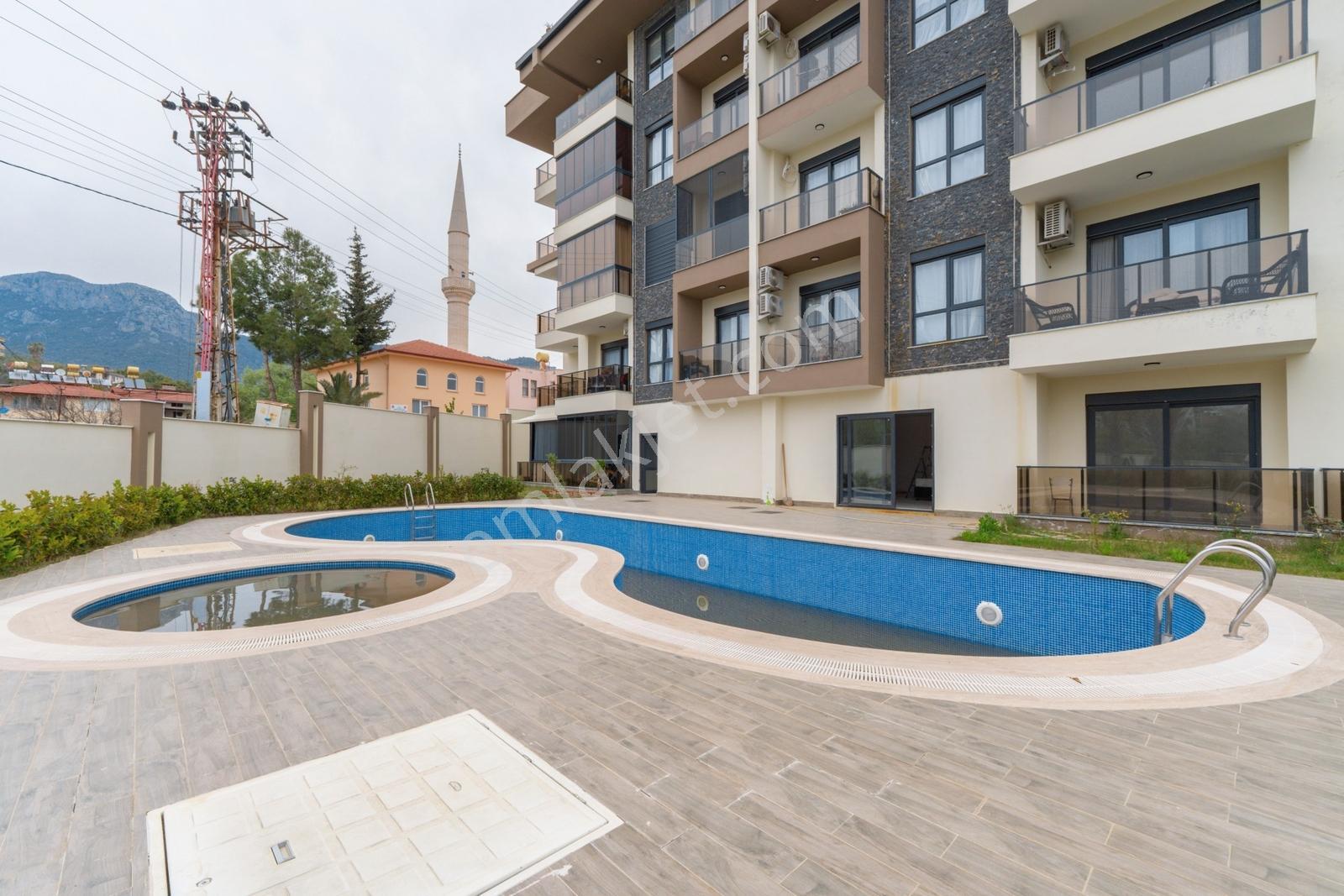 Alanya Obada Tek Bloklu Sitede Ferah 2+1 Daire - Görsel 15