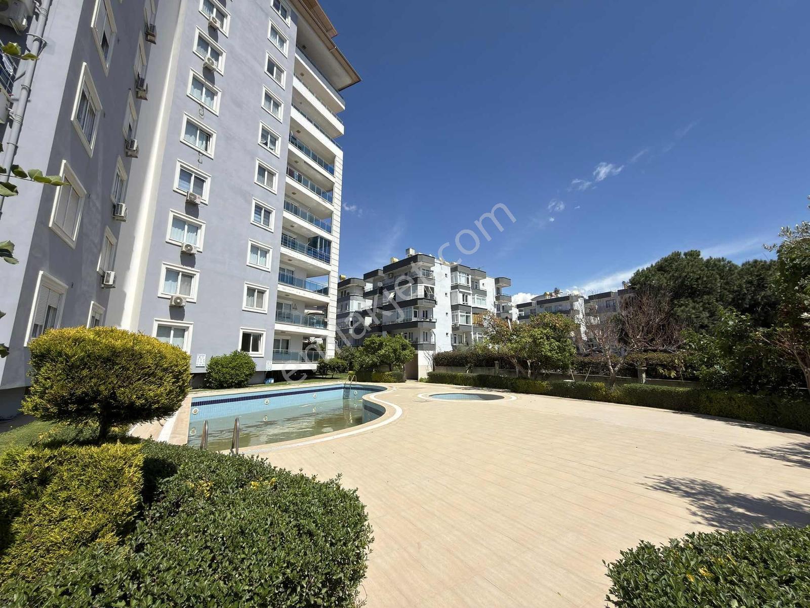 Alanya Cikcillide 3+1 Kale Ve Deniz Manzaralık Kiralık Daire - Görsel 14